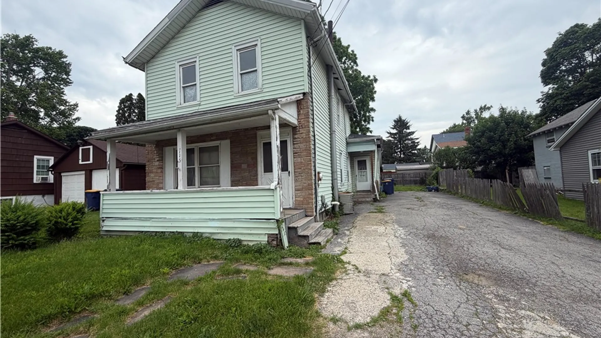 Property at 115 Washington Street, Lockport City, NY 14094 2