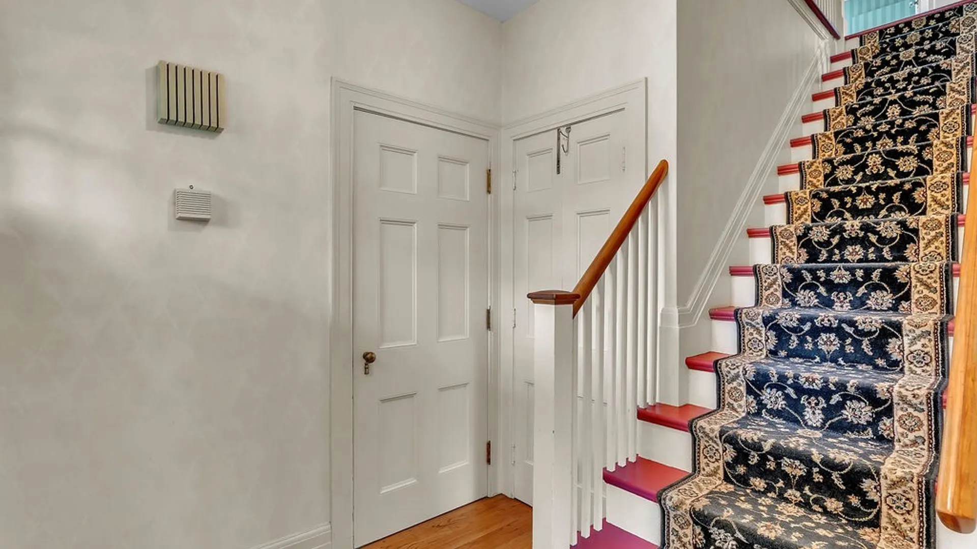 Property at 17 Colvin Avenue, Buffalo, NY 14216 5