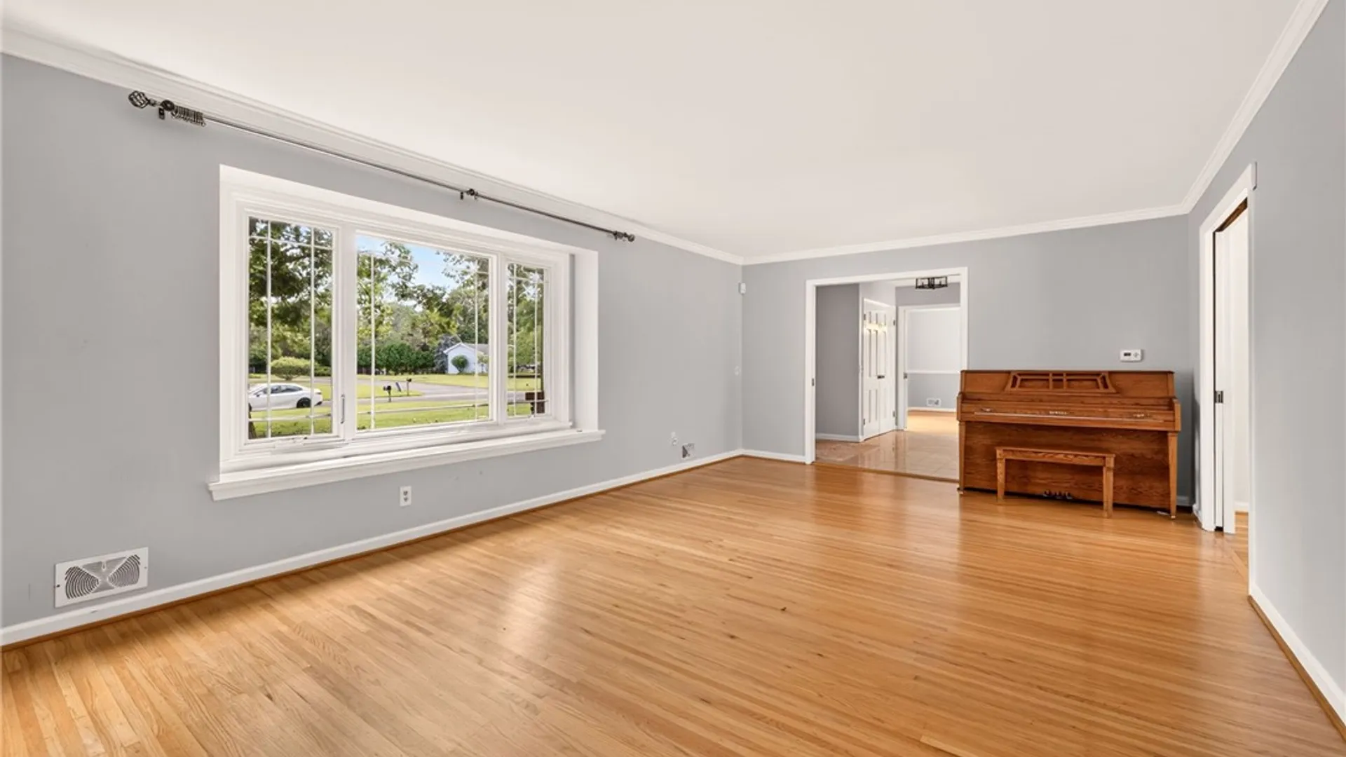 Property at 14 Pin Hook Lane, Pittsford, NY 14534 16