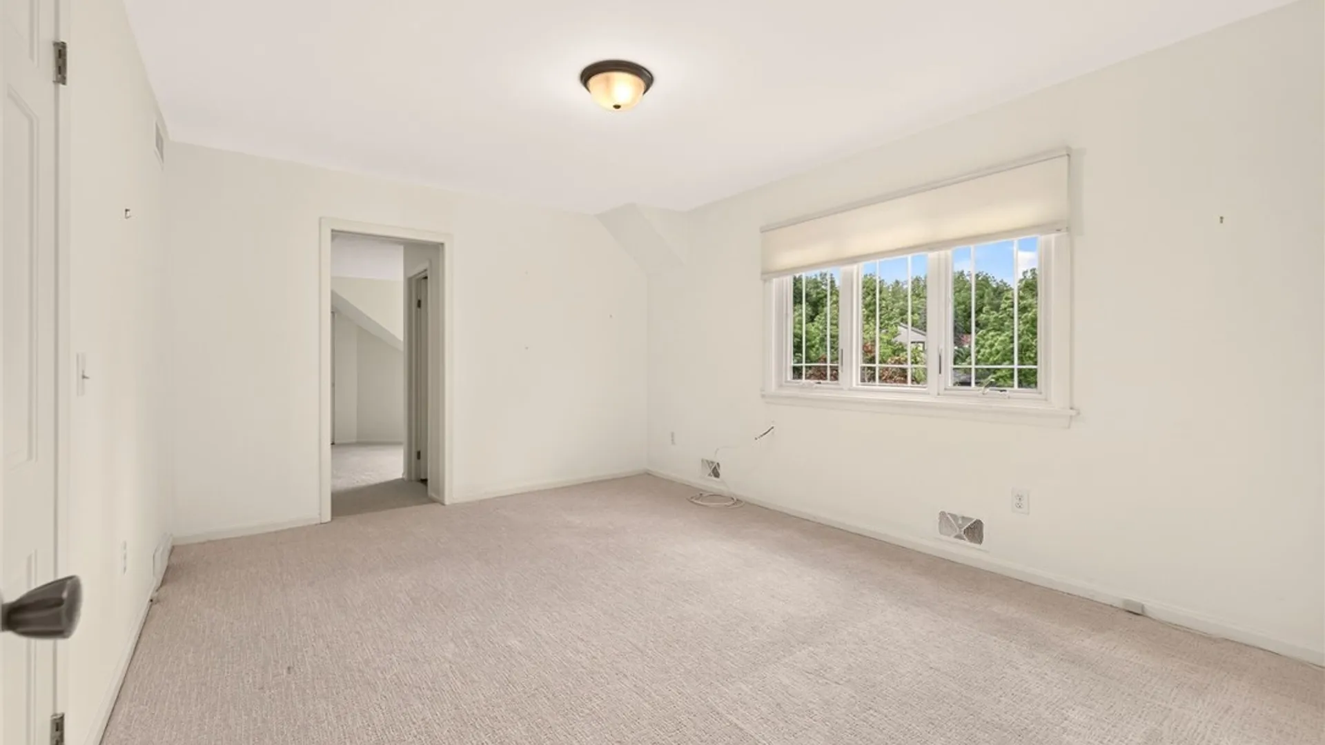Property at 14 Pin Hook Lane, Pittsford, NY 14534 31