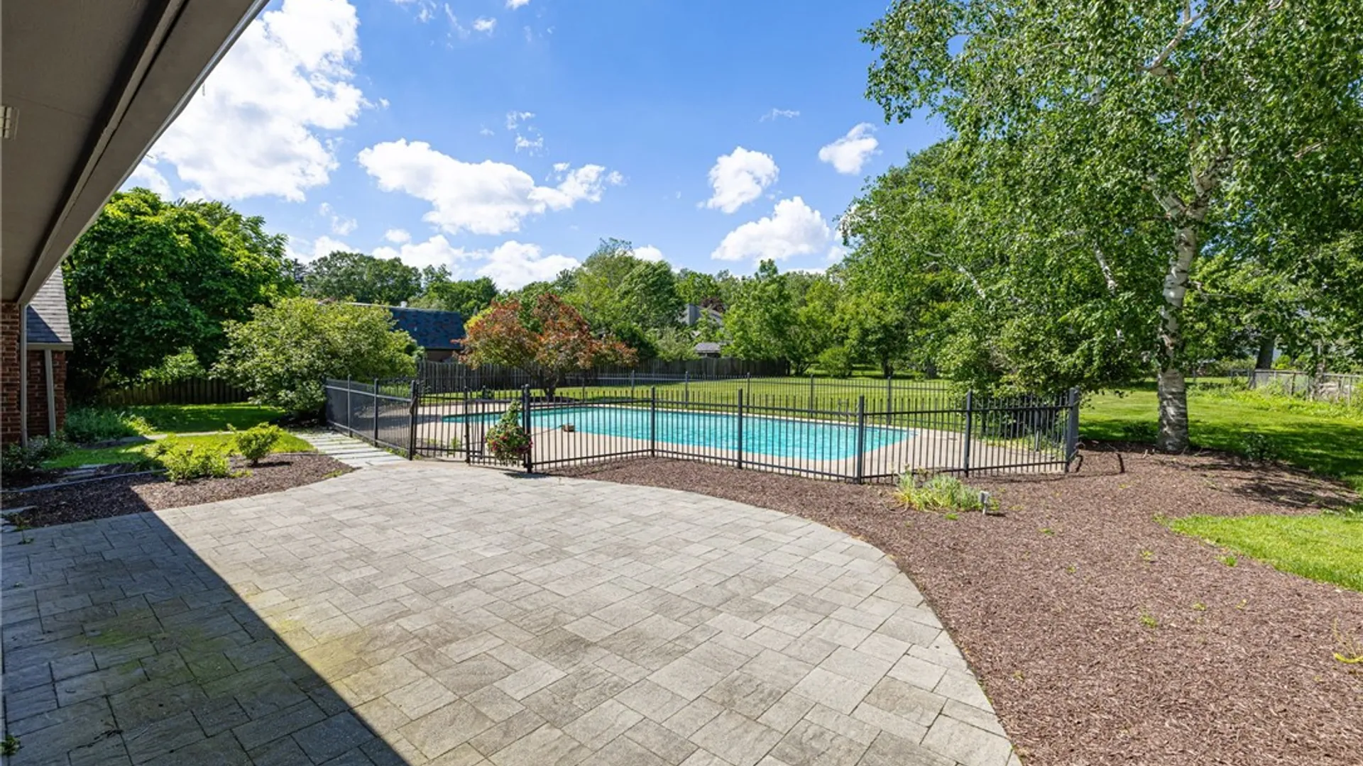 Property at 14 Pin Hook Lane, Pittsford, NY 14534 37