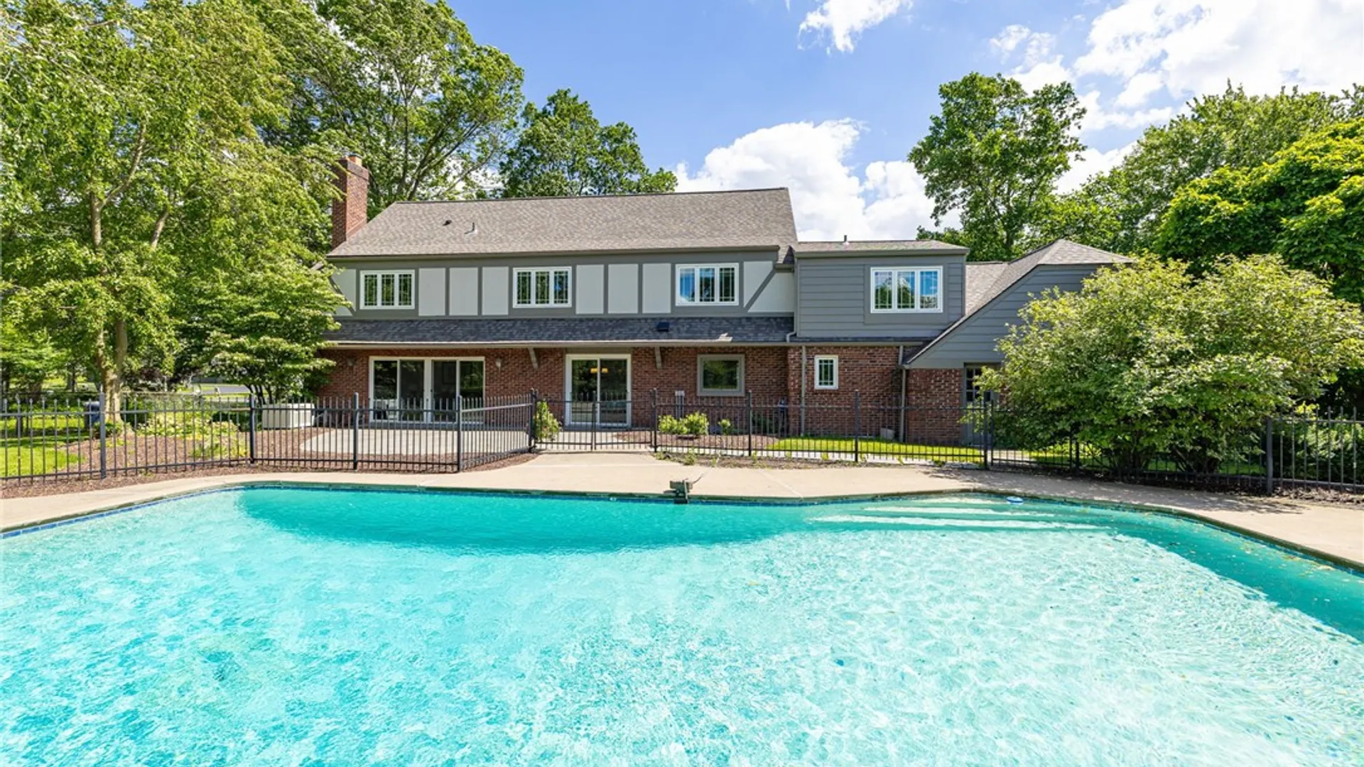 Property at 14 Pin Hook Lane, Pittsford, NY 14534 41