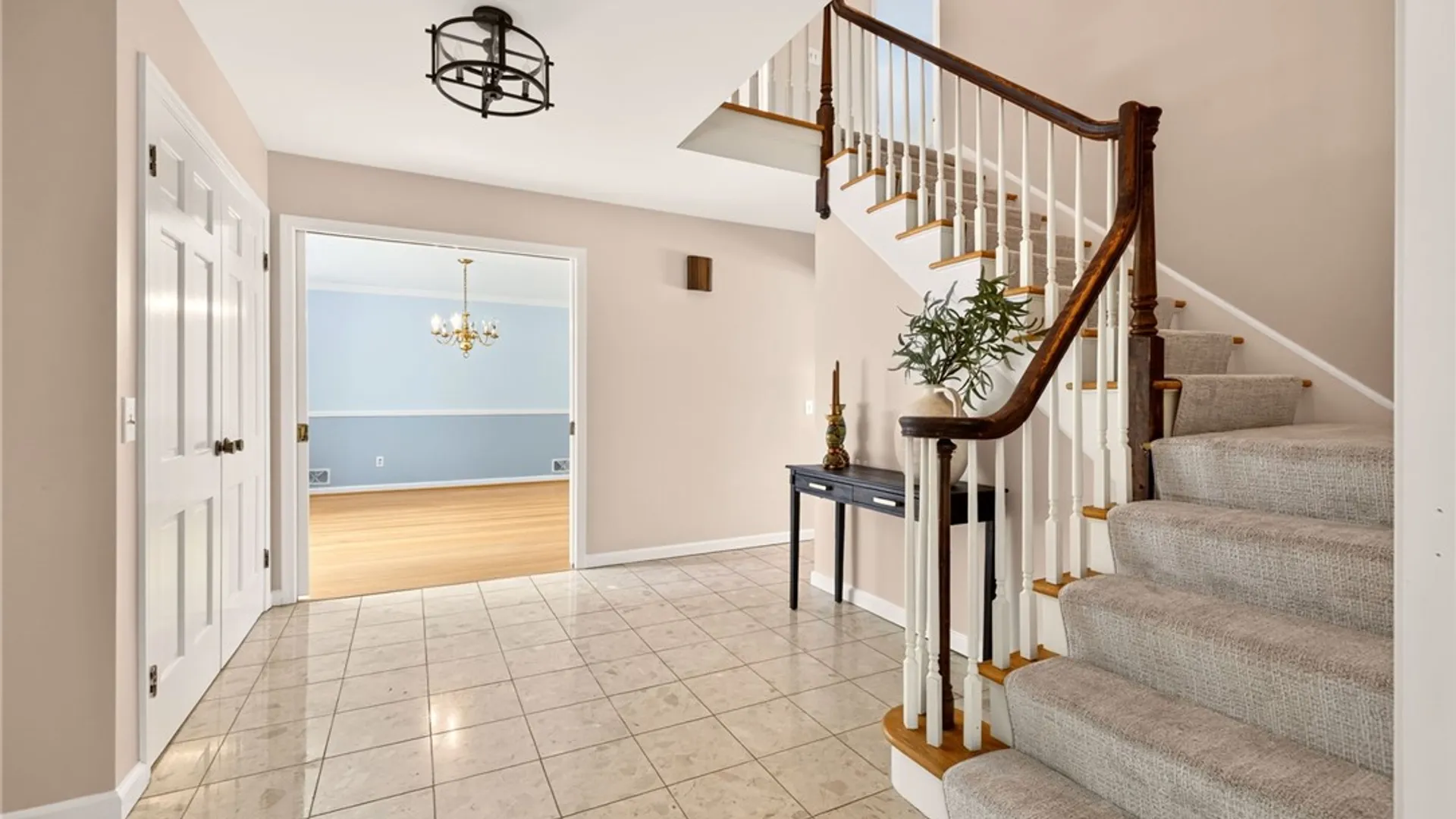 Property at 14 Pin Hook Lane, Pittsford, NY 14534 5