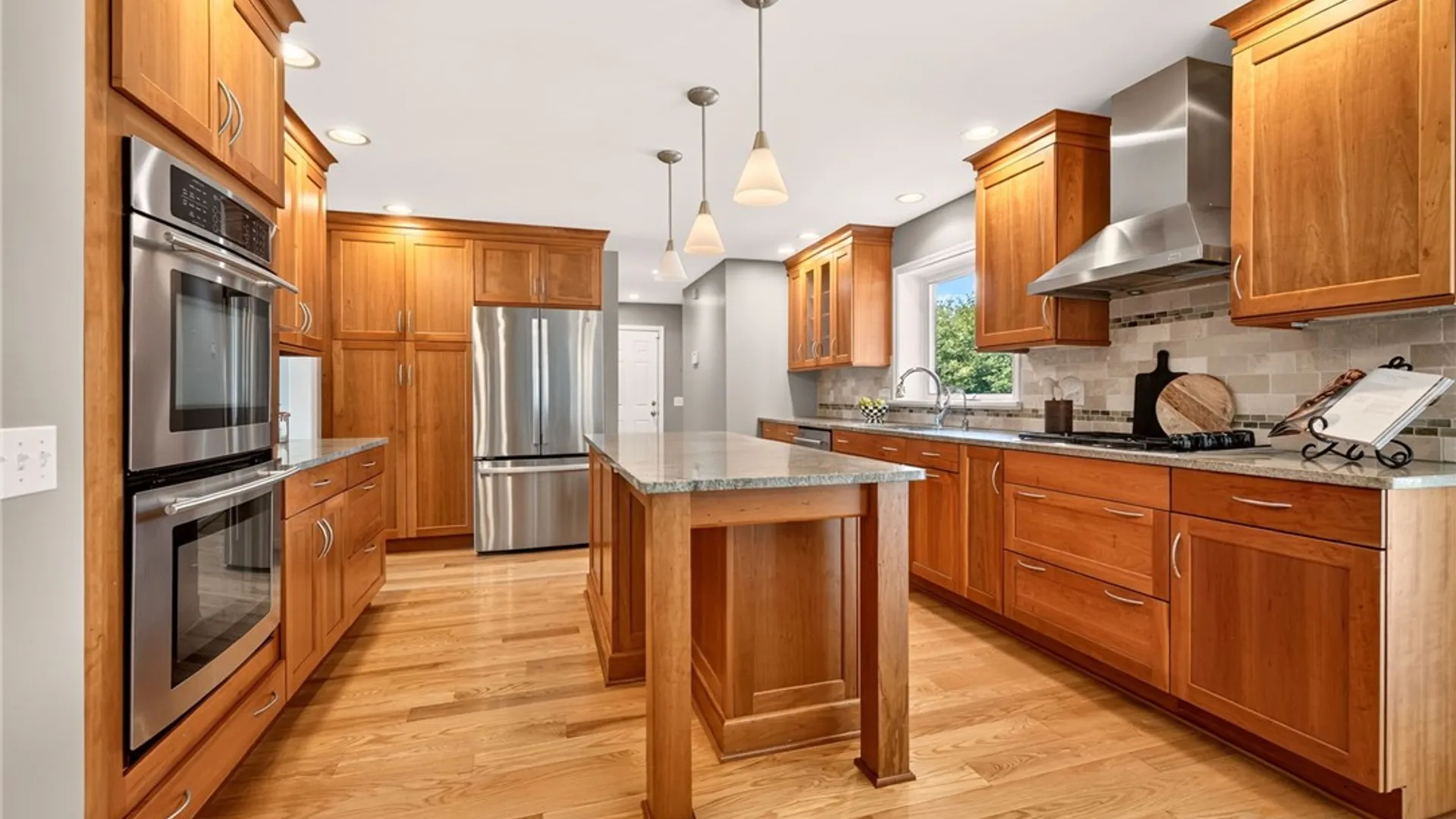 Property at 14 Pin Hook Lane, Pittsford, NY 14534 7