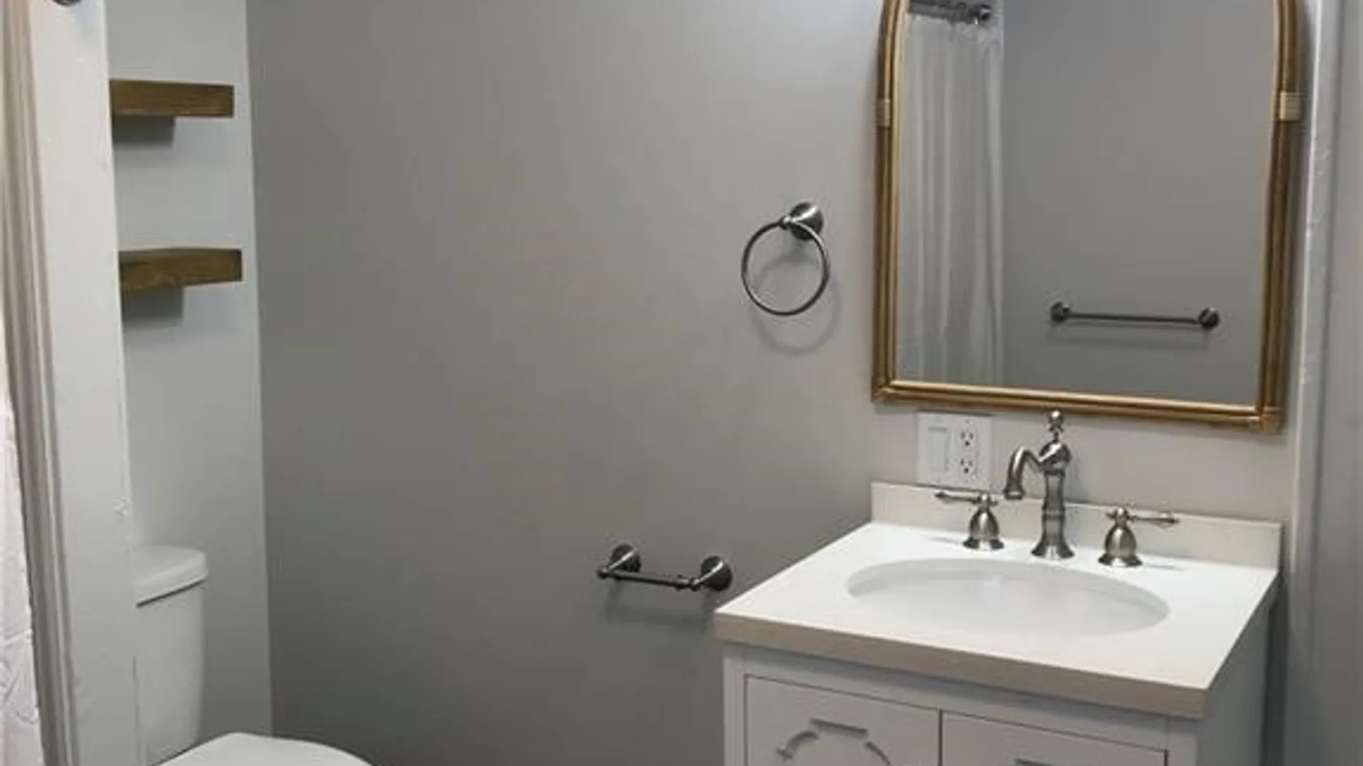 Property at 1815 James Street, Syracuse, NY 13206 12