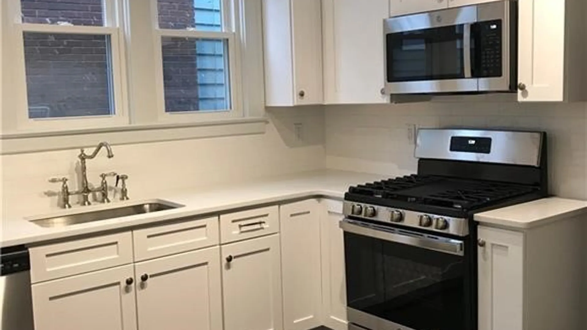 Property at 1815 James Street, Syracuse, NY 13206 7