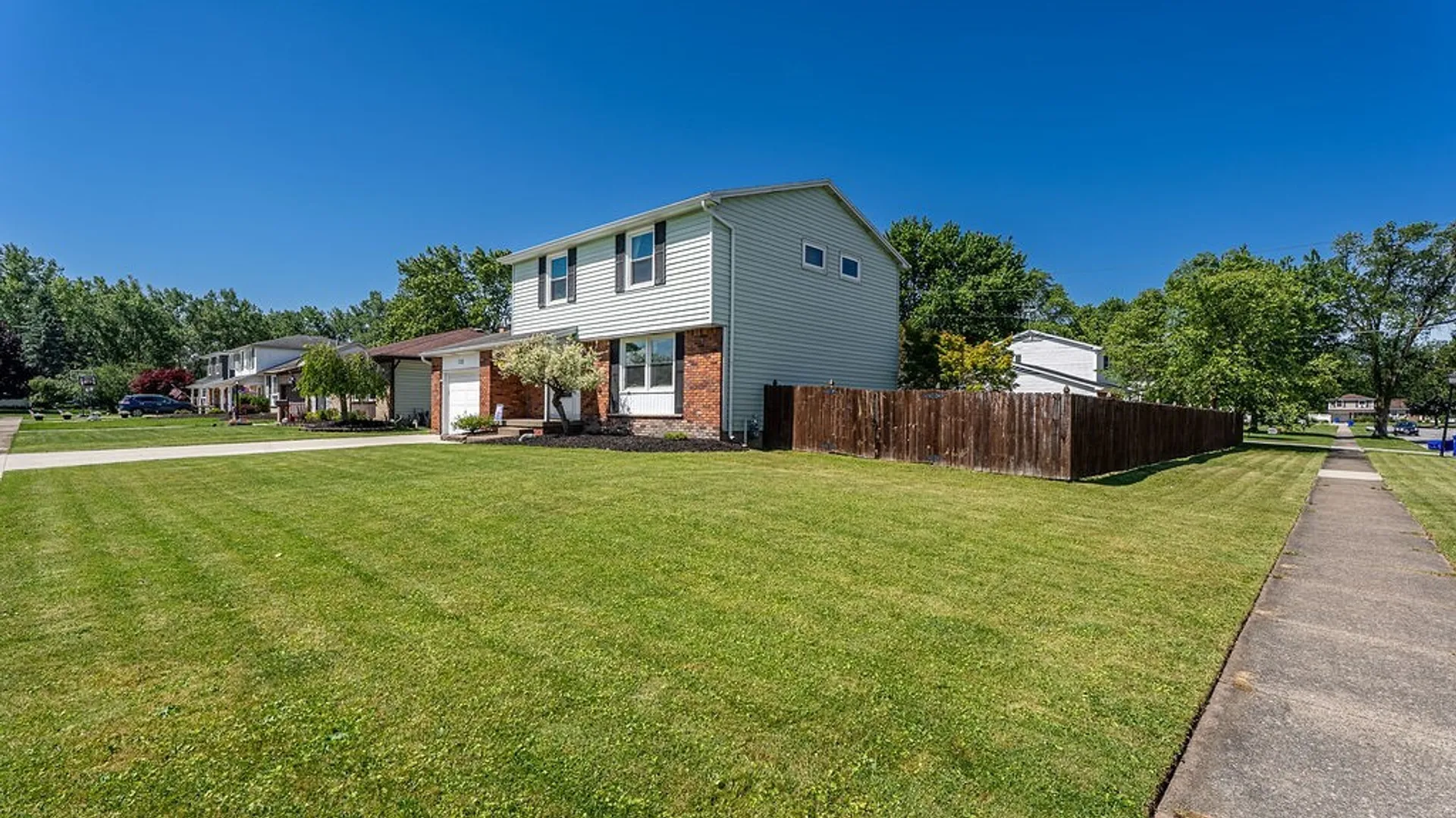 Property at 128 Annette Drive, West Seneca, NY 14224 4