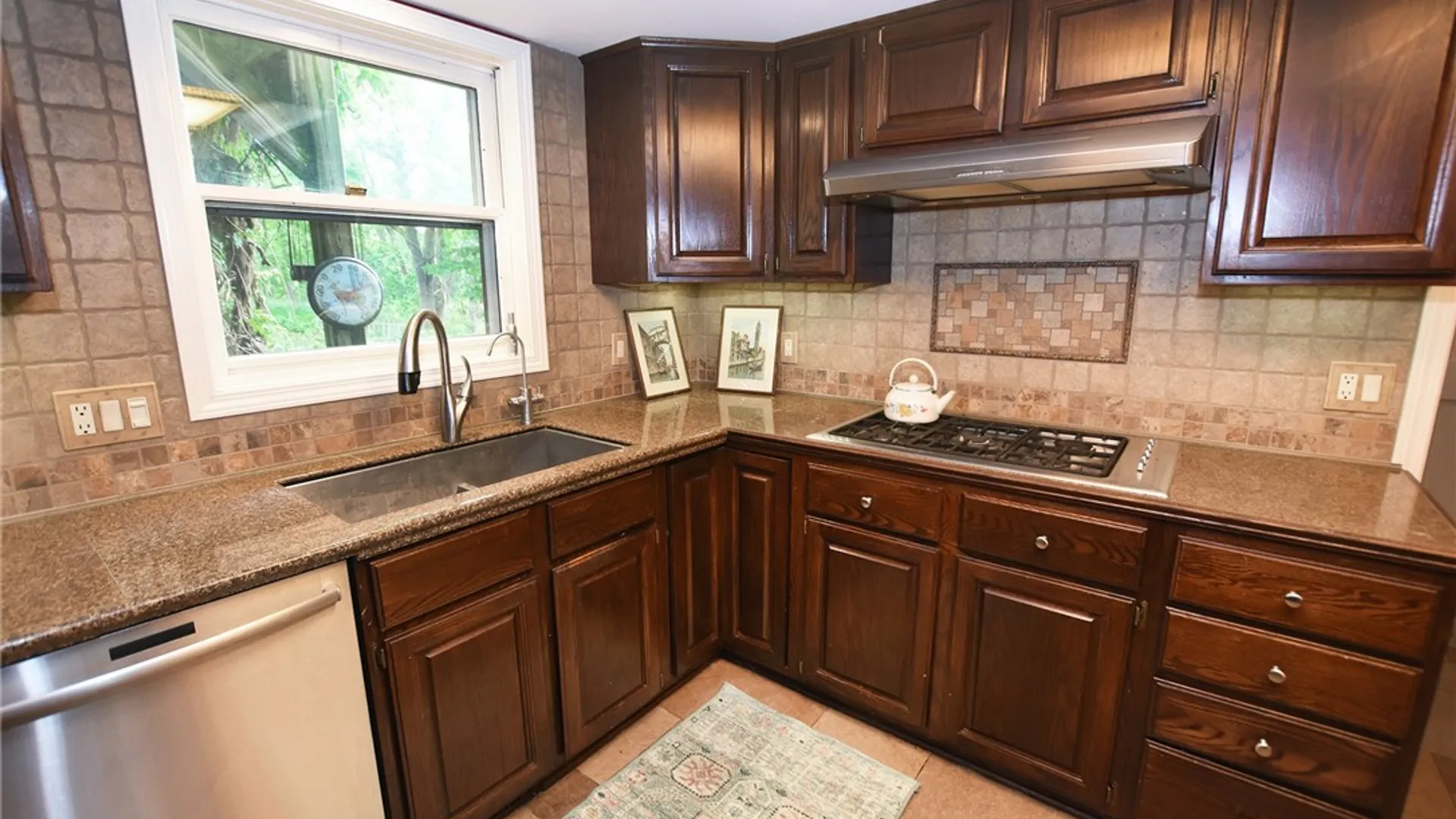 Property at 5 Wandering Trail, Pittsford, NY 14534 20