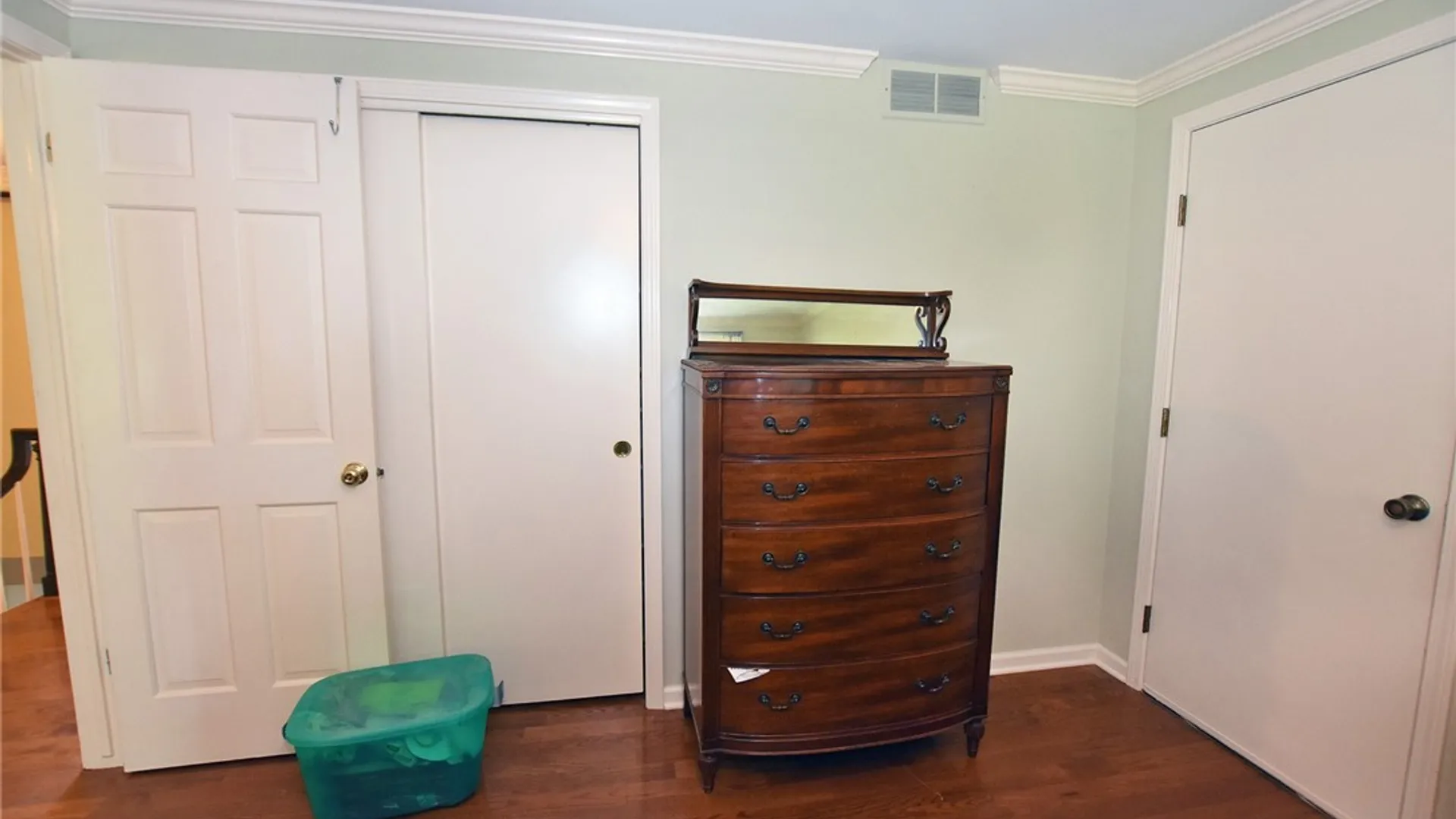 Property at 5 Wandering Trail, Pittsford, NY 14534 32