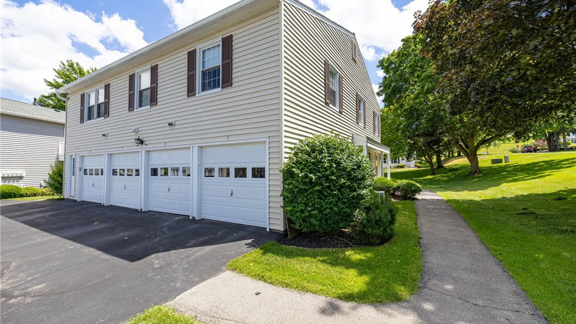 Property at 3 Eagle Lane, Perinton, NY 14450 19