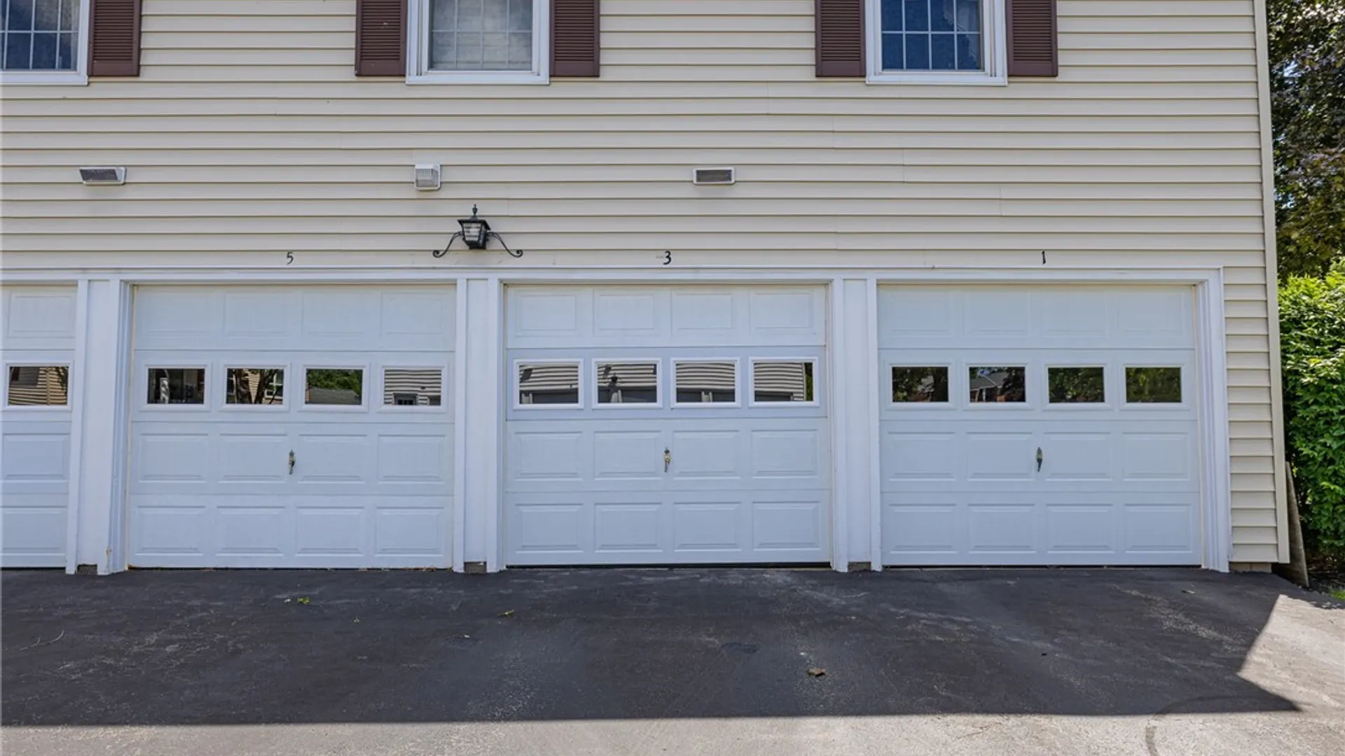 Property at 3 Eagle Lane, Perinton, NY 14450 20