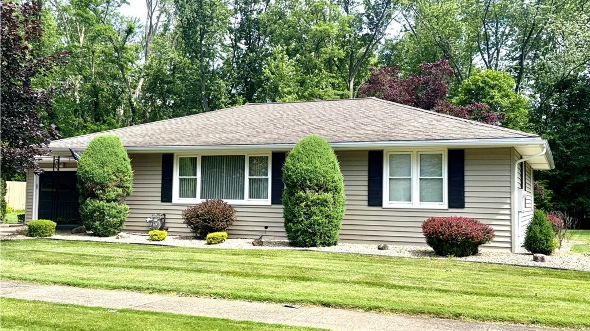 Property at 19 Lowell Place, Pomfret, NY 14063 2