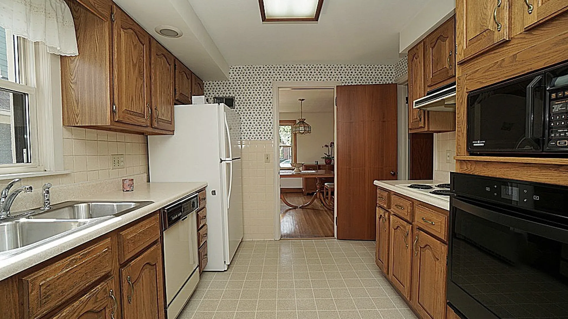 Property at 40 Kenton Road, Tonawanda, NY 14217 21