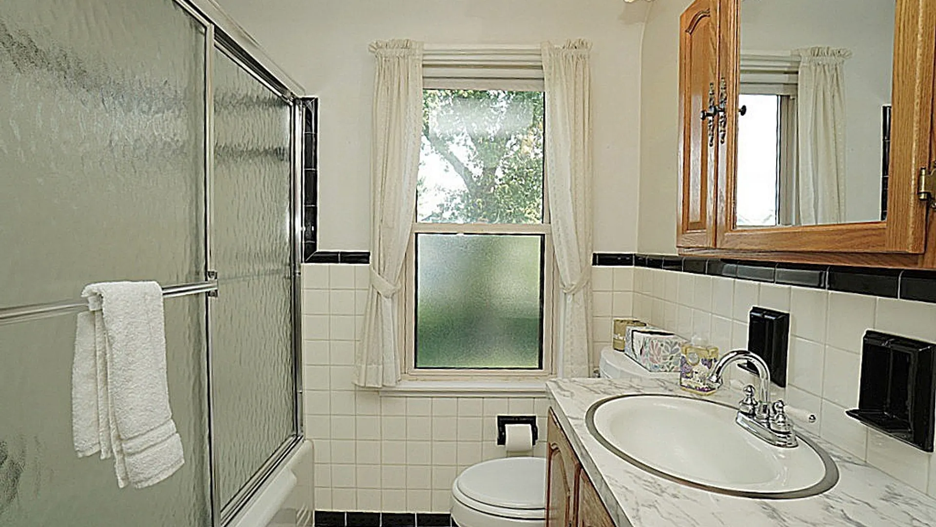 Property at 40 Kenton Road, Tonawanda, NY 14217 30