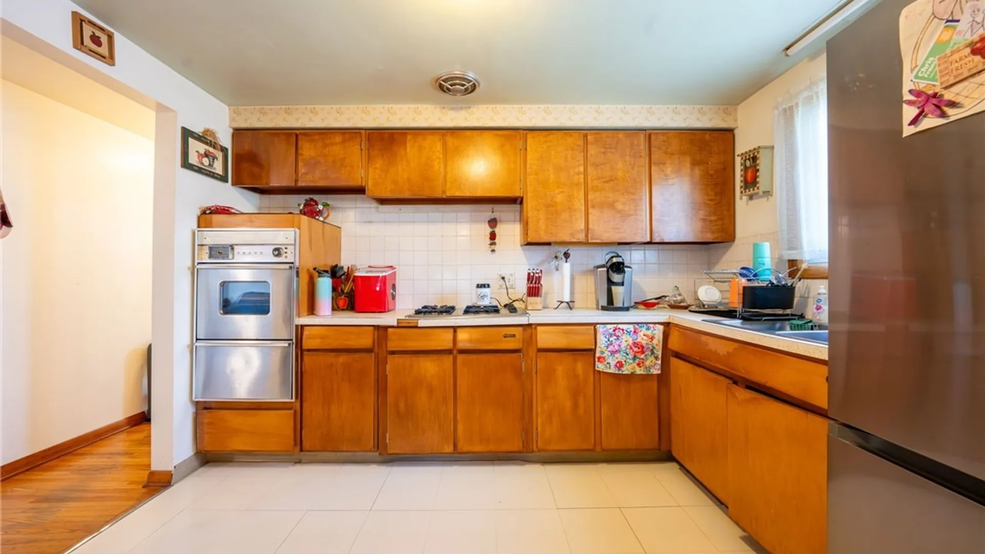 Property at 142 Esser Avenue, Buffalo, NY 14207 14
