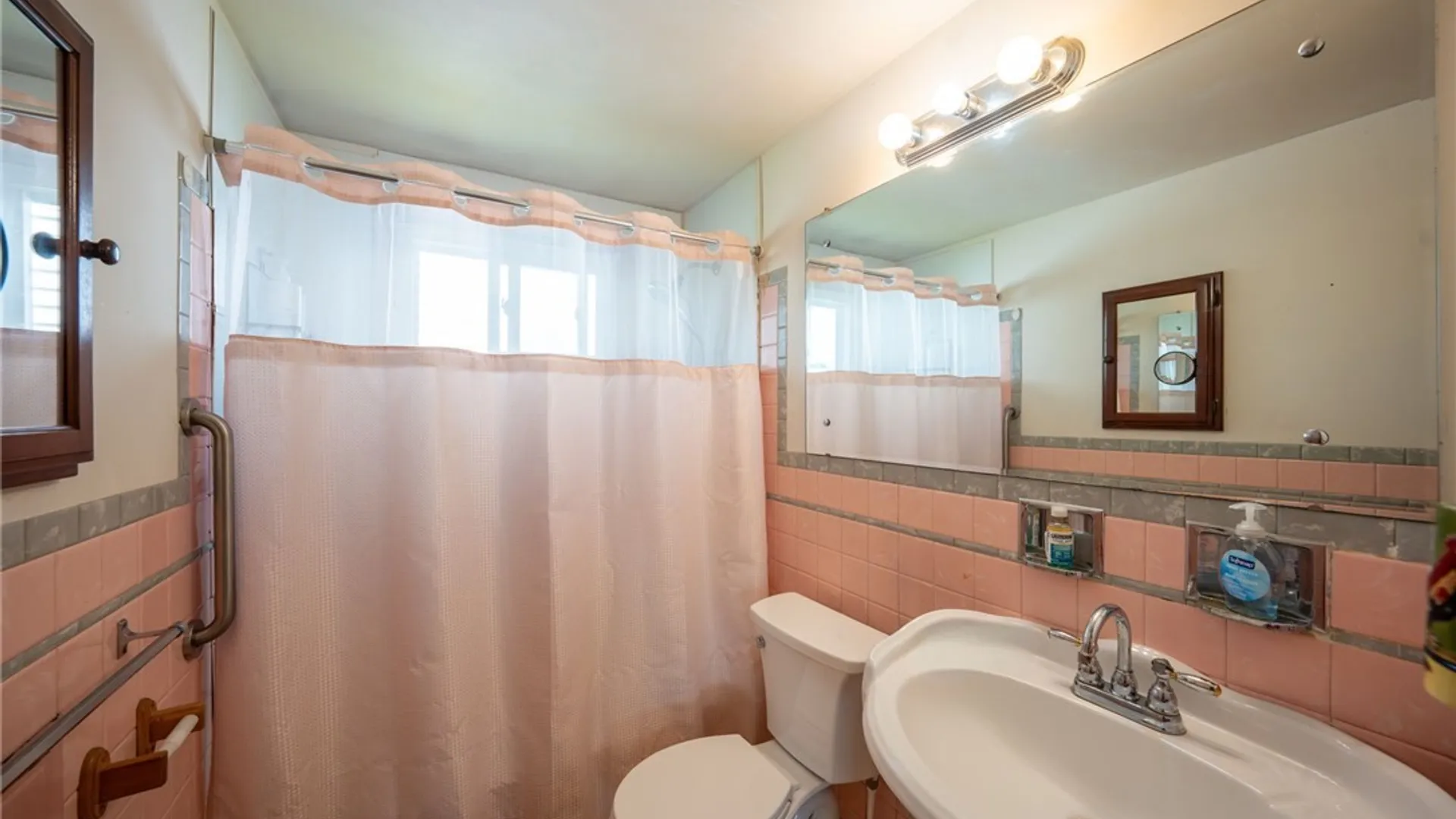 Property at 142 Esser Avenue, Buffalo, NY 14207 27