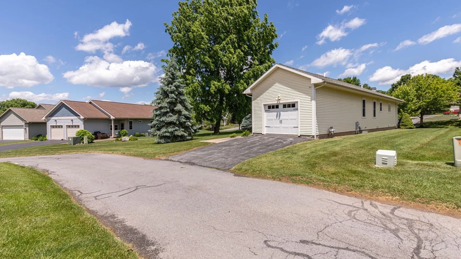 Property at 209 Newbridge Street, Camillus, NY 13031 5