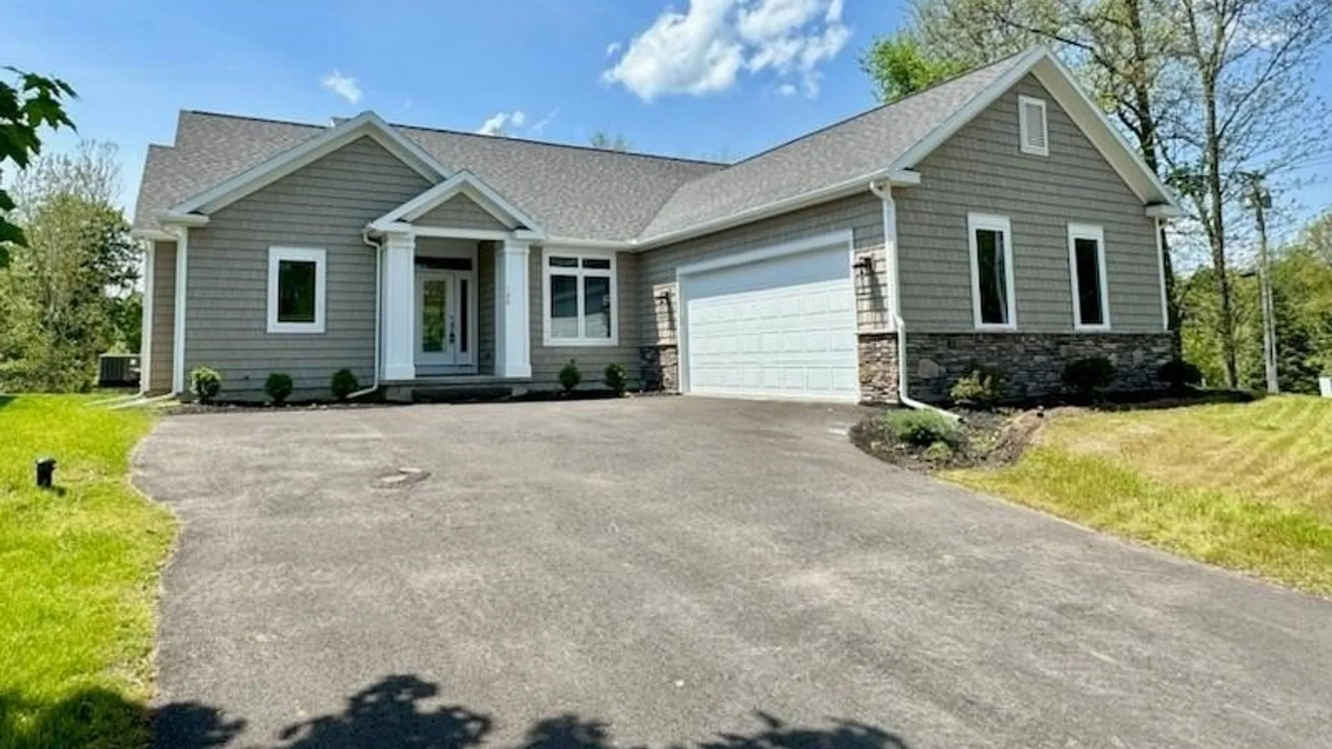 Property at 137 Edwards Falls Lane, Manlius, NY 13104 28