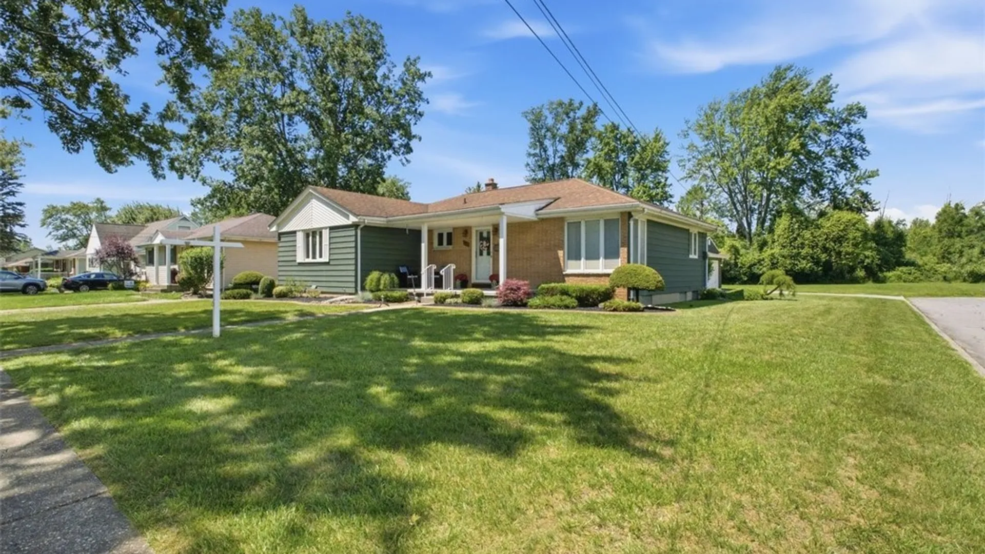 Property at 124 Homestead Drive, North Tonawanda, NY 14120 2