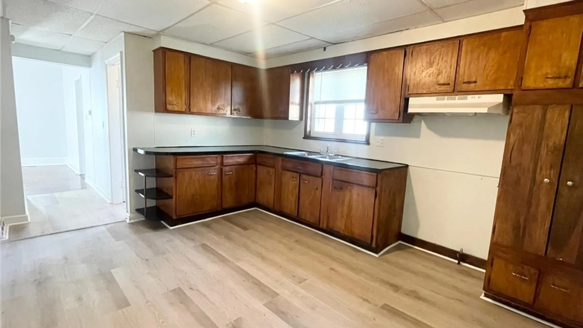 Property at 1129 West Avenue, Buffalo, NY 14213 10
