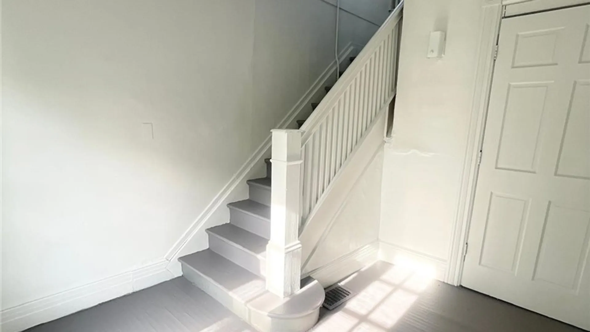 Property at 1129 West Avenue, Buffalo, NY 14213 28