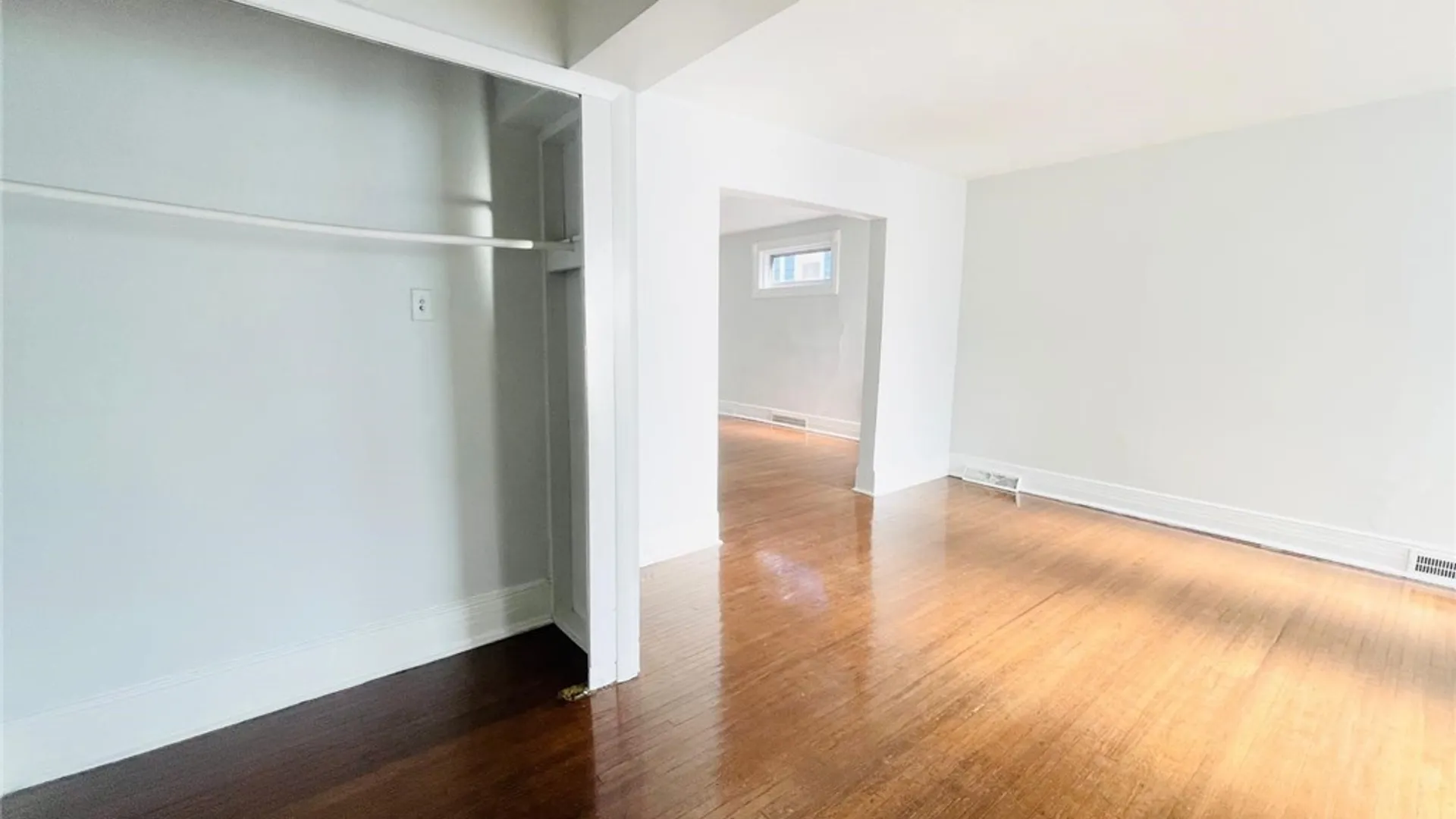 Property at 1129 West Avenue, Buffalo, NY 14213 3