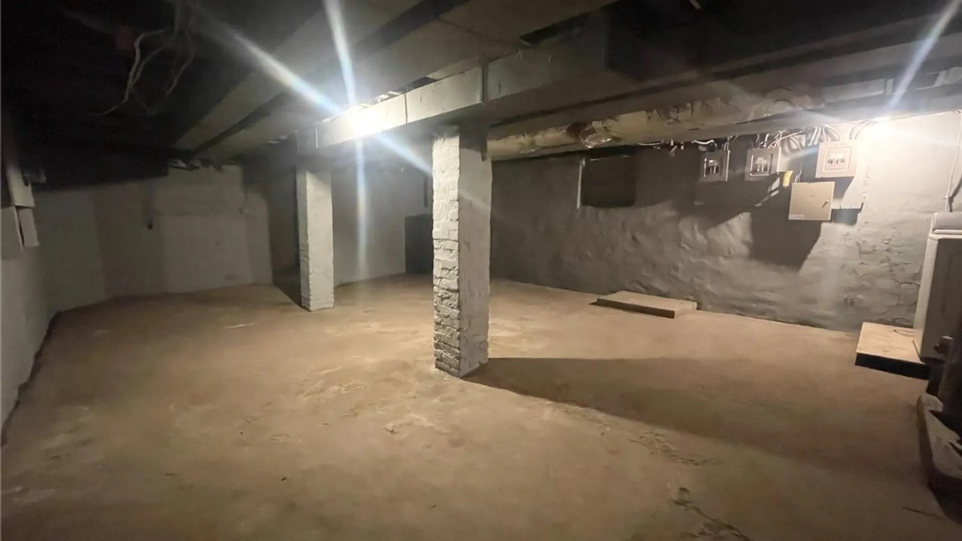 Property at 1129 West Avenue, Buffalo, NY 14213 40