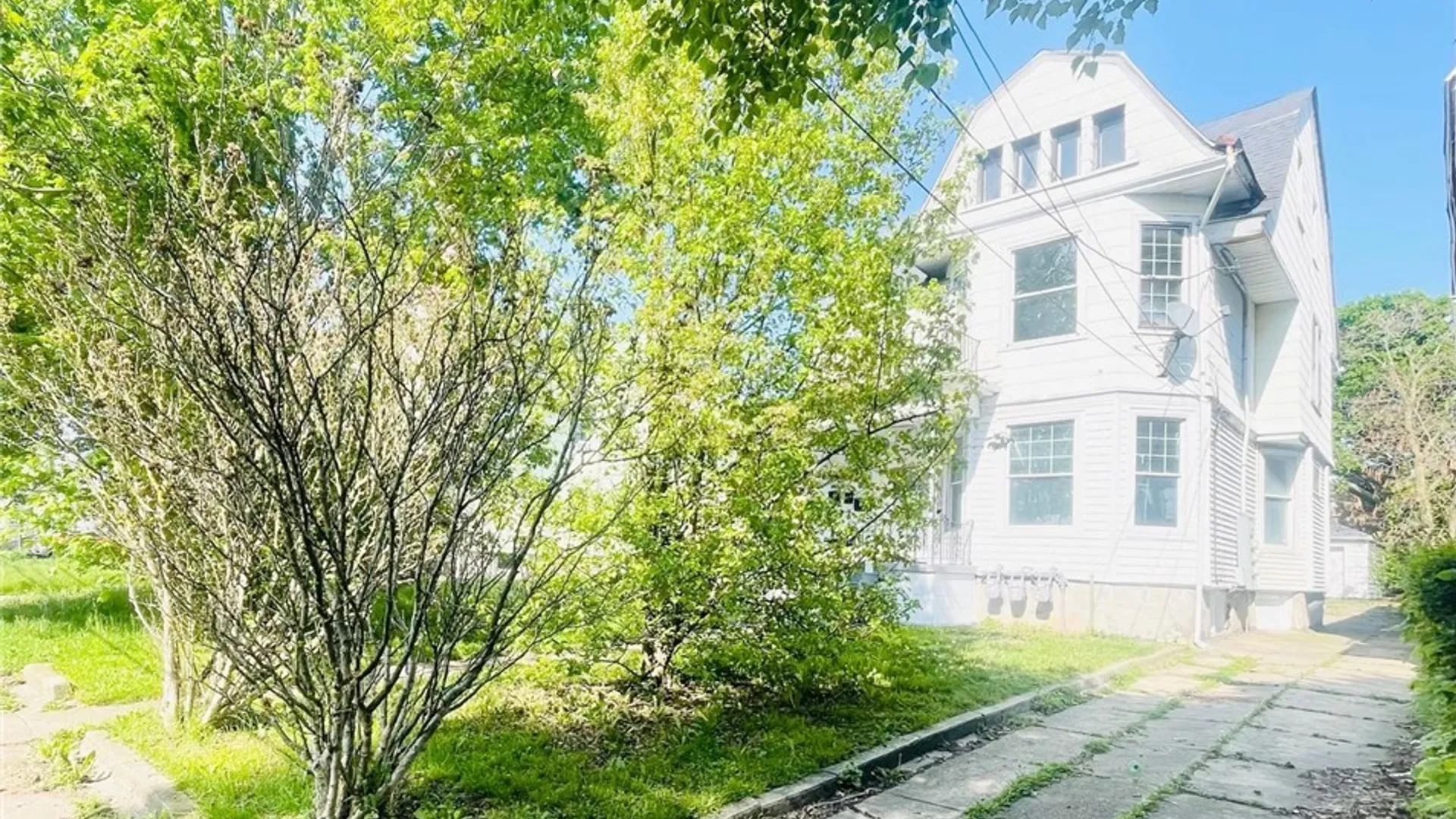 Property at 1129 West Avenue, Buffalo, NY 14213 49
