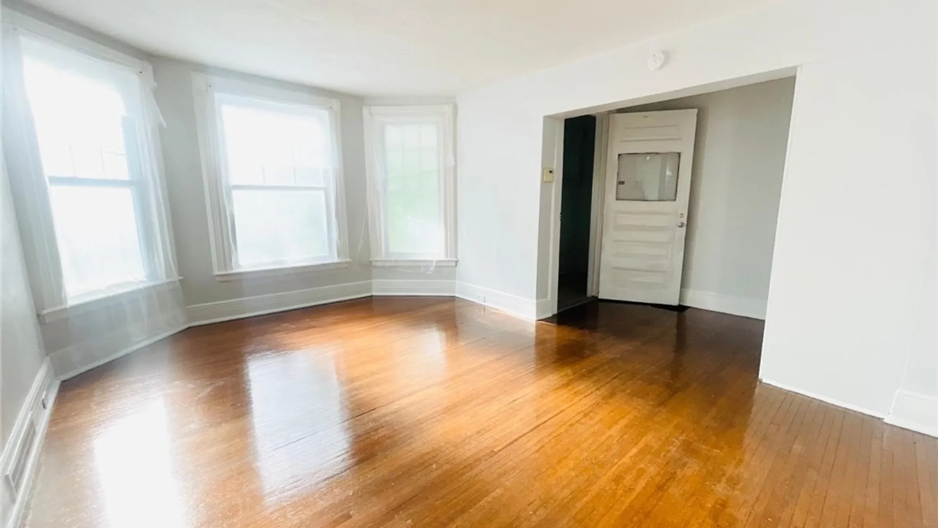 Property at 1129 West Avenue, Buffalo, NY 14213 7
