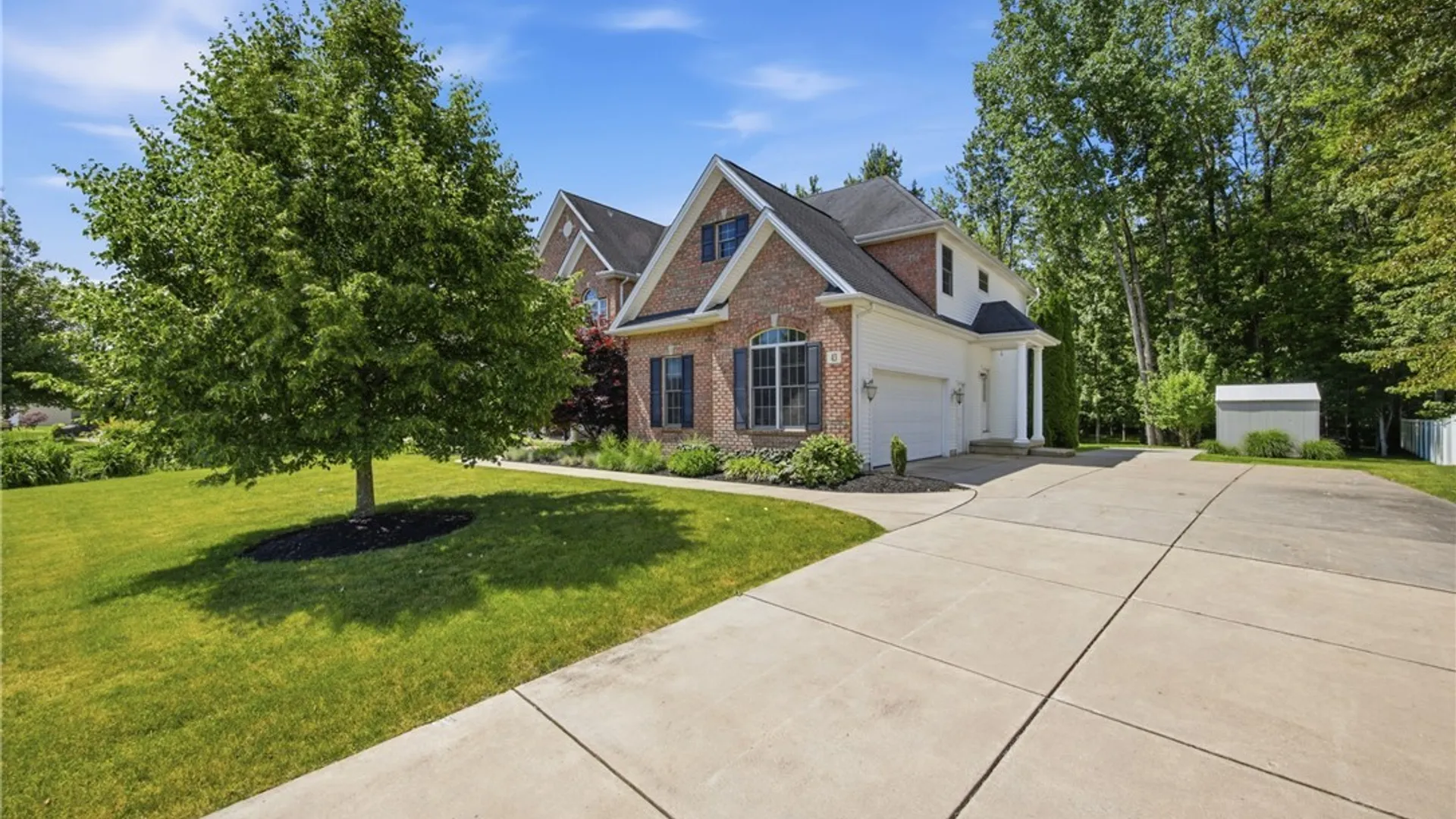 Property at 43 Arcadian Drive, Amherst, NY 14228 3