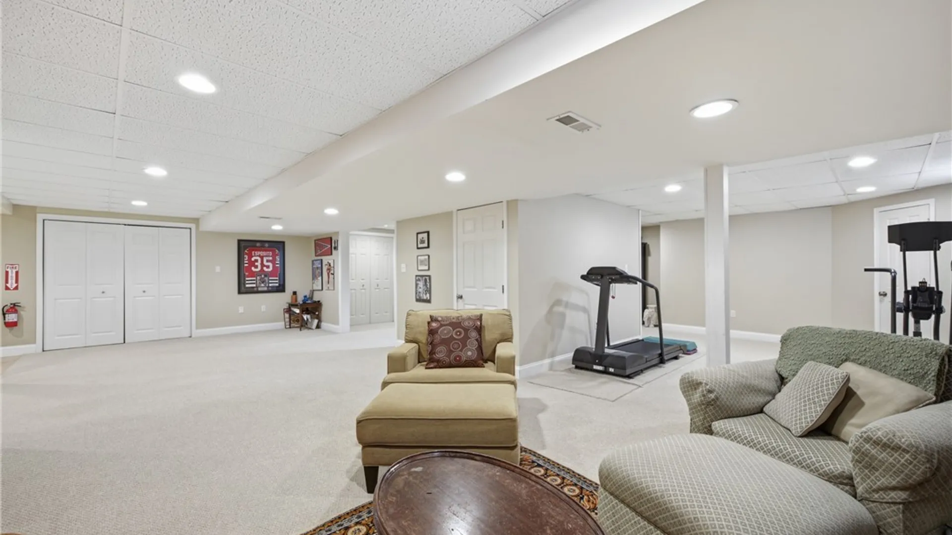 Property at 43 Arcadian Drive, Amherst, NY 14228 38