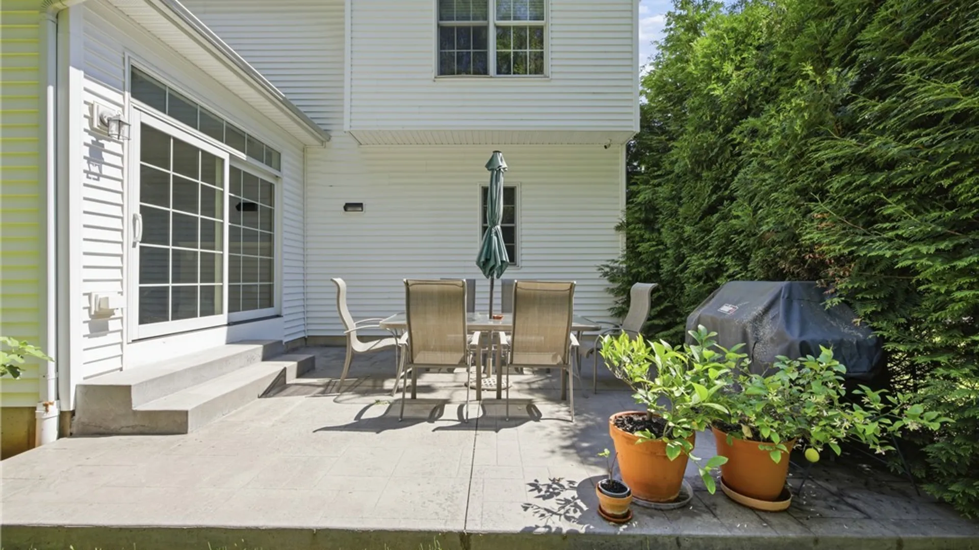 Property at 43 Arcadian Drive, Amherst, NY 14228 45