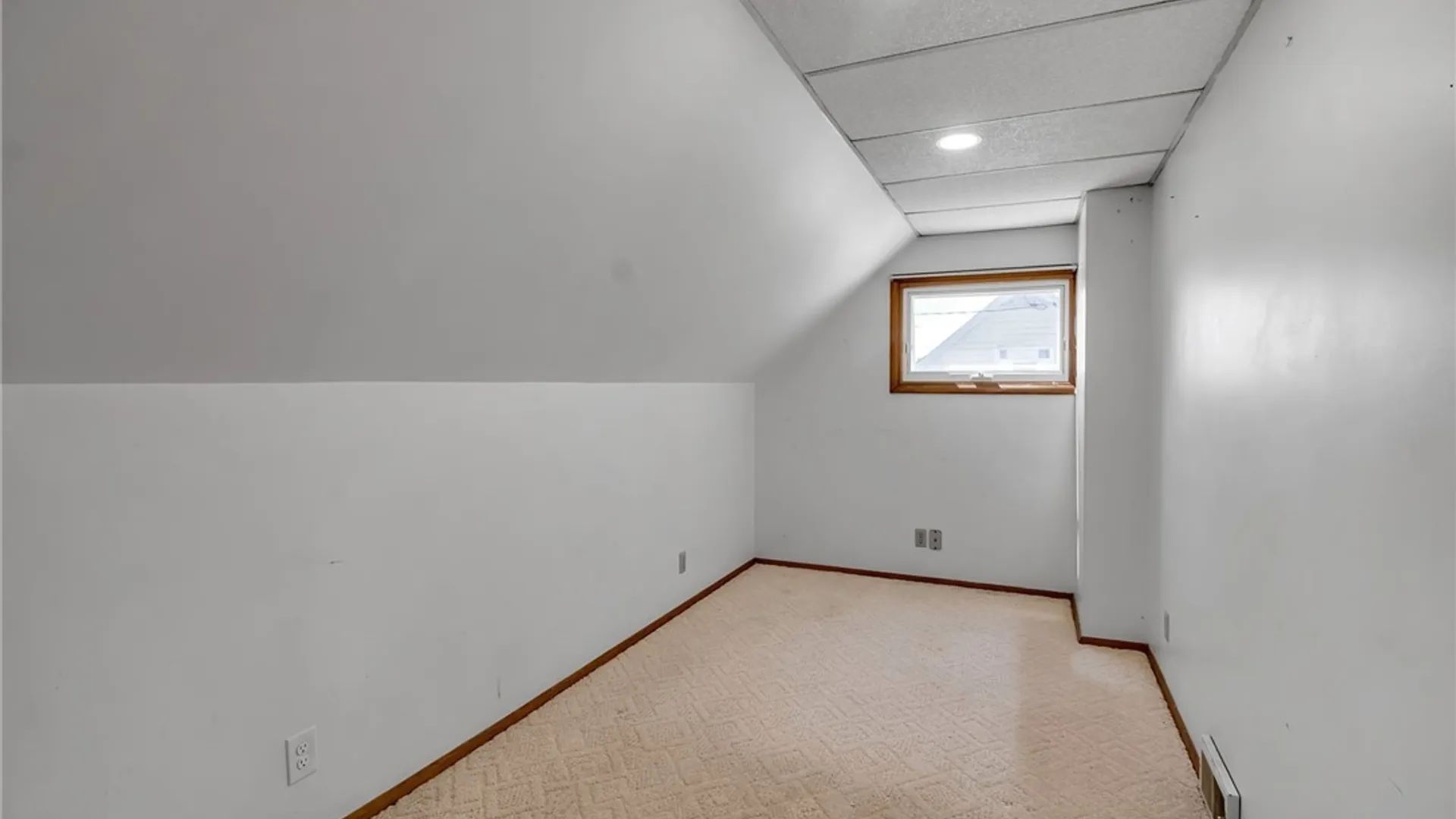 Property at 1532 98th Street, Niagara Falls, NY 14304 38