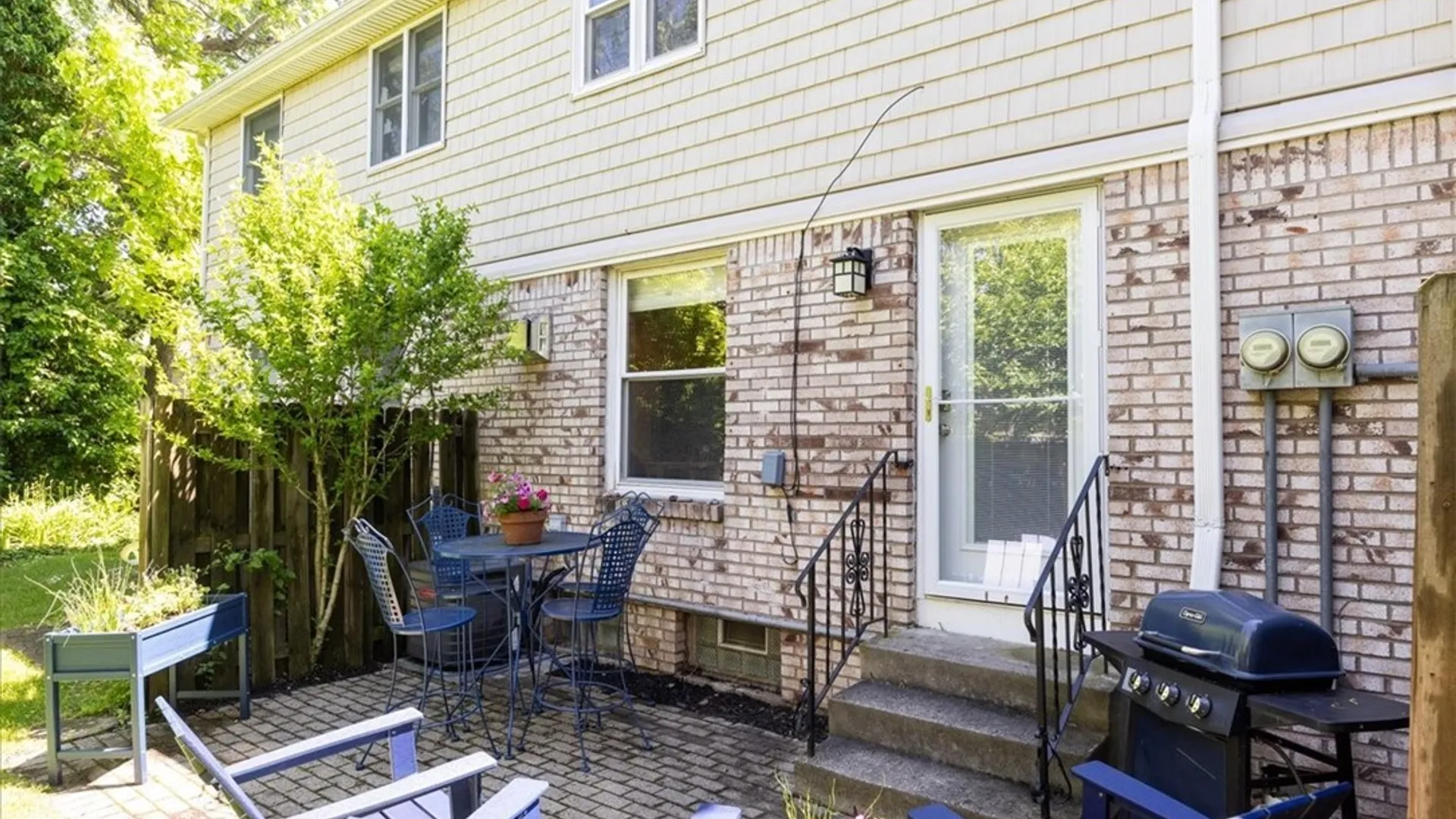 Property at 666 W Ferry Street, Buffalo, NY 14222 21