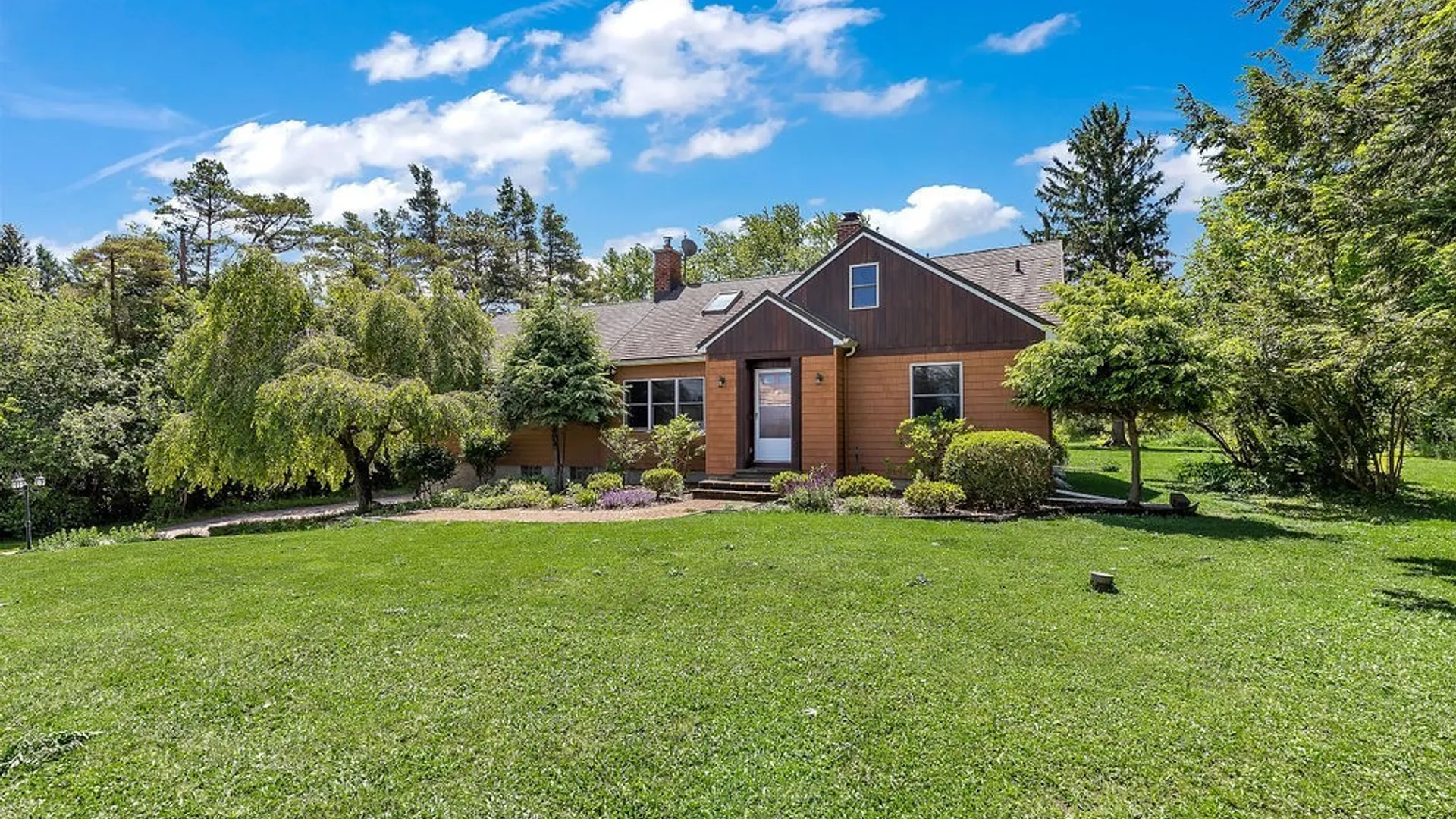 Property at 2000 W Blood Road, Elma, NY 14059 2