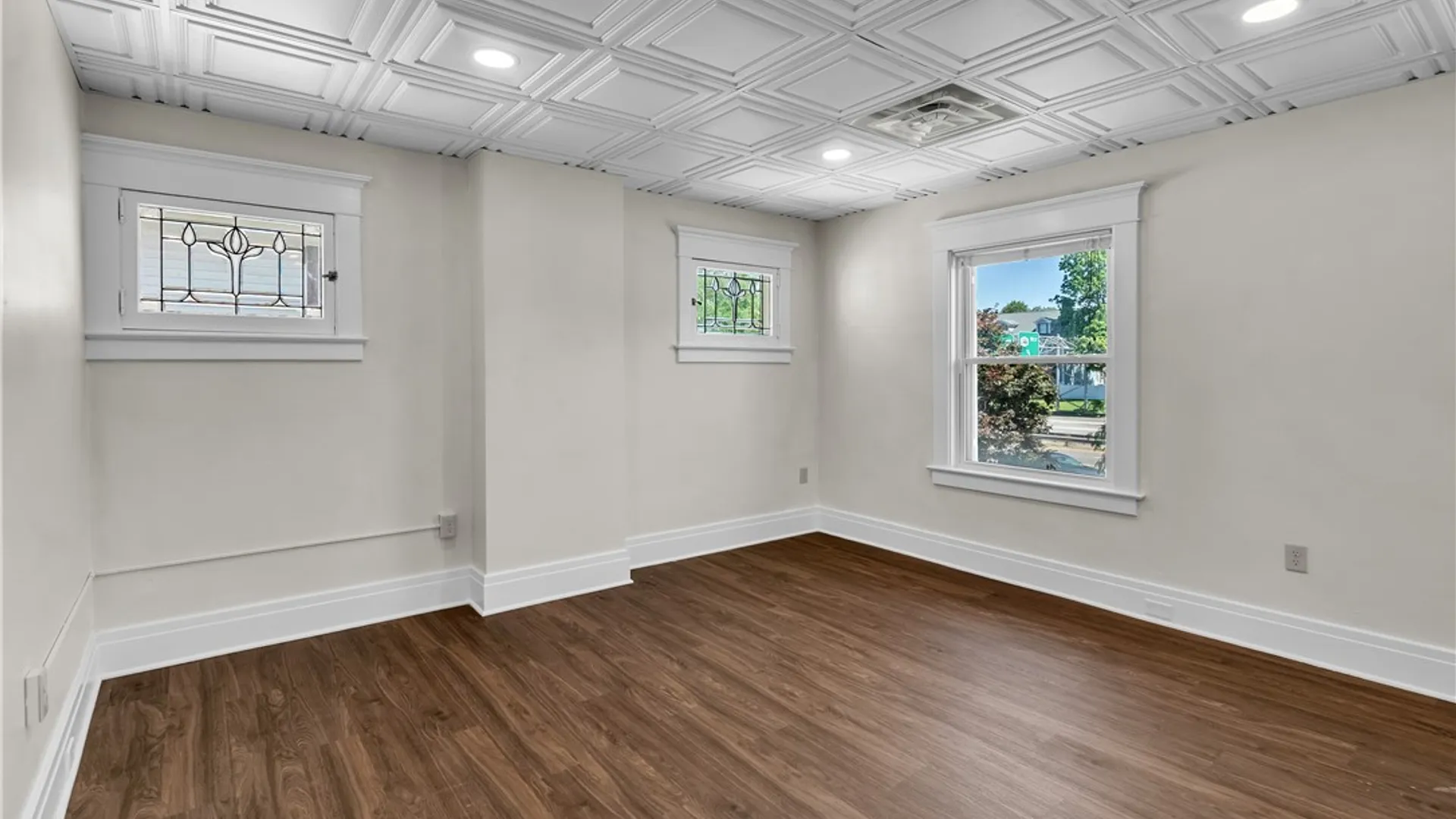 Property at 117 W Humboldt Parkway, Buffalo, NY 14214 23