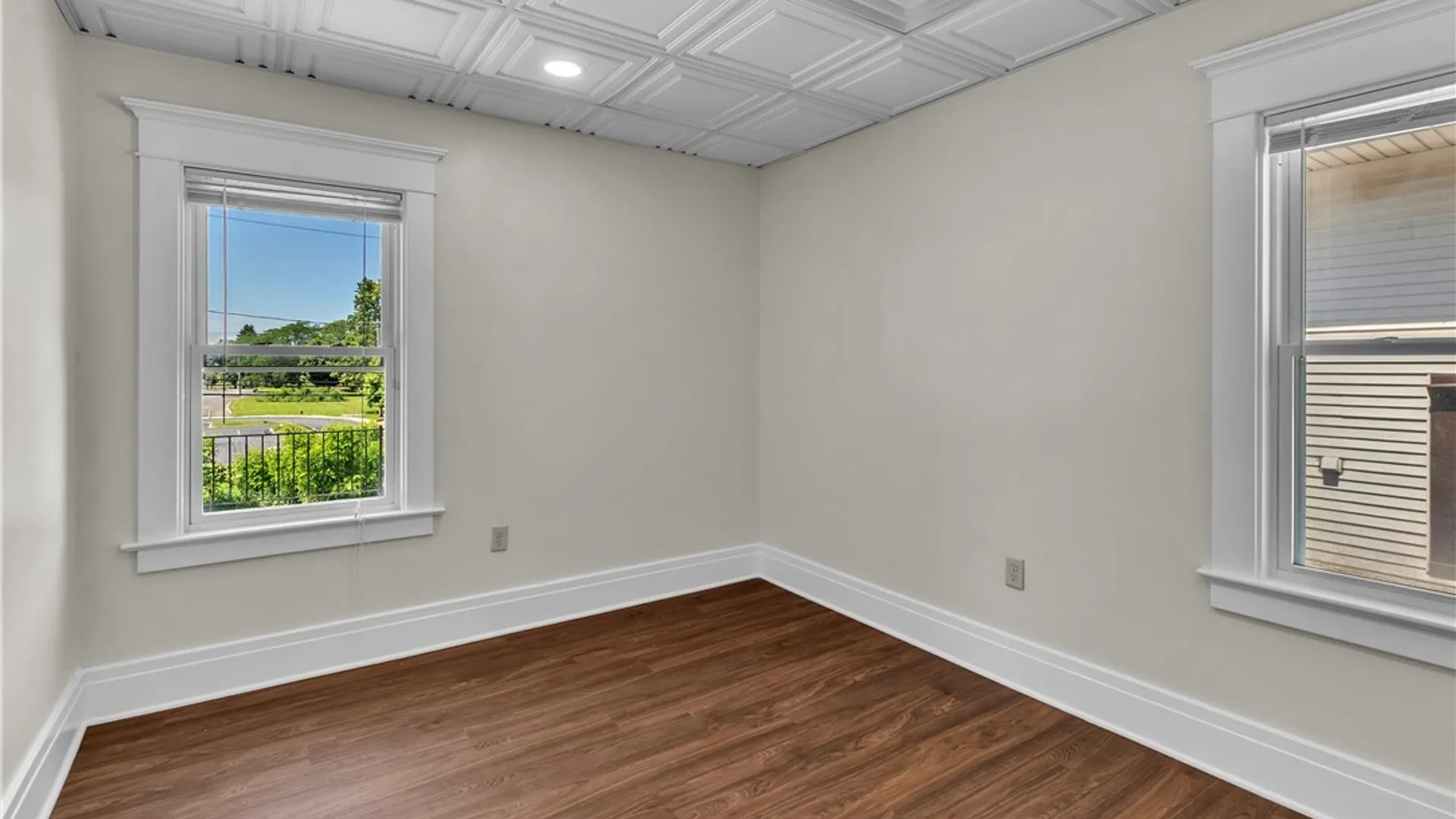 Property at 117 W Humboldt Parkway, Buffalo, NY 14214 28