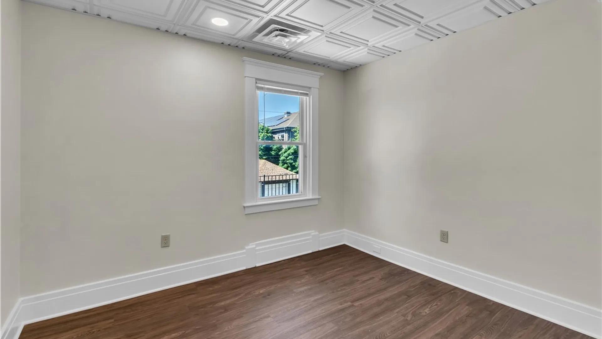 Property at 117 W Humboldt Parkway, Buffalo, NY 14214 36