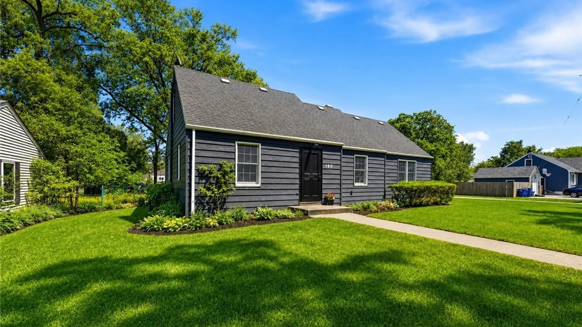 Property at 180 Royal Parkway, Amherst, NY 14221 2