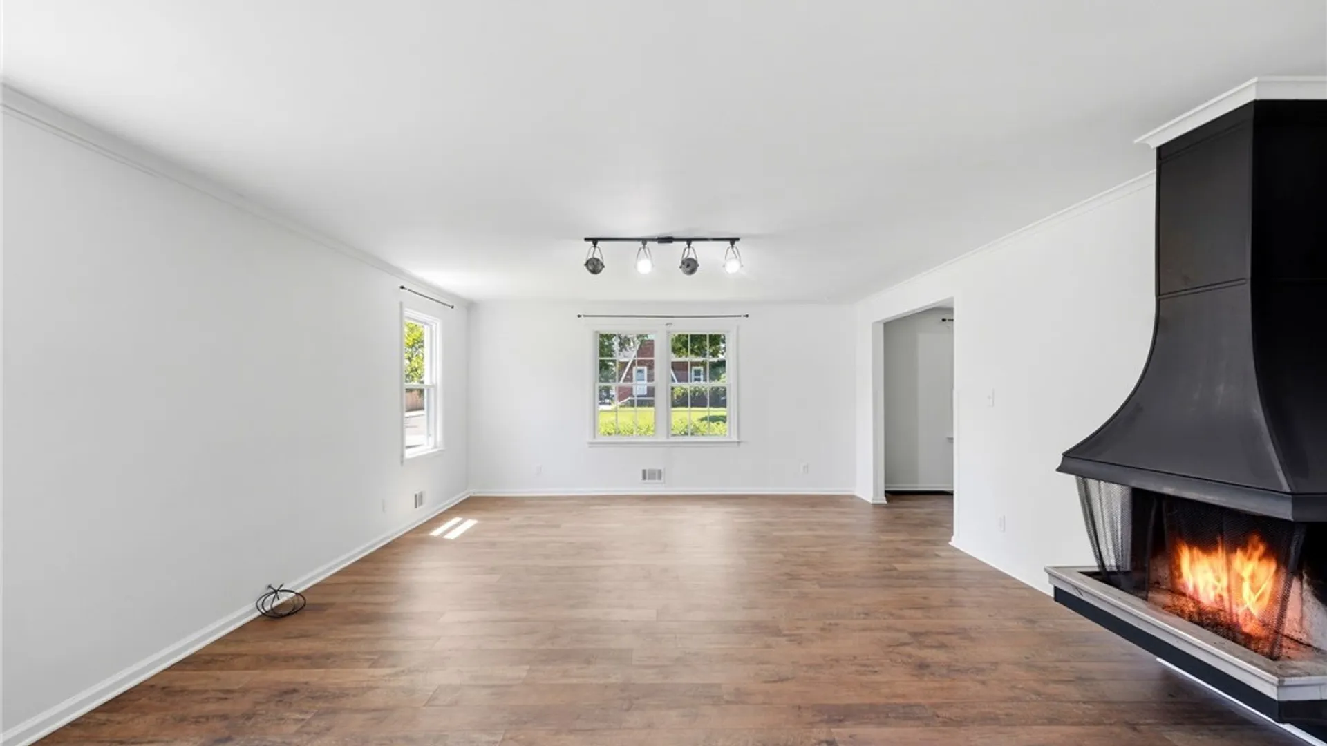 Property at 180 Royal Parkway, Amherst, NY 14221 6