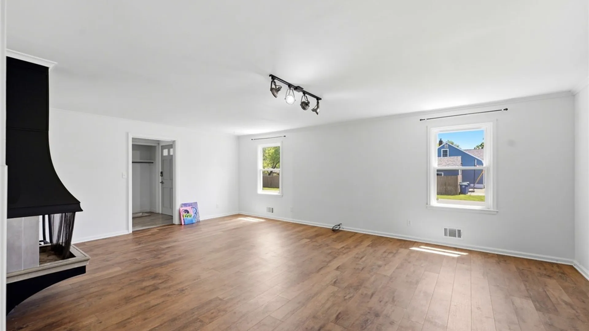 Property at 180 Royal Parkway, Amherst, NY 14221 8