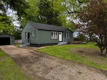 10652 W Sheridan Drive, Sheridan, NY 14048