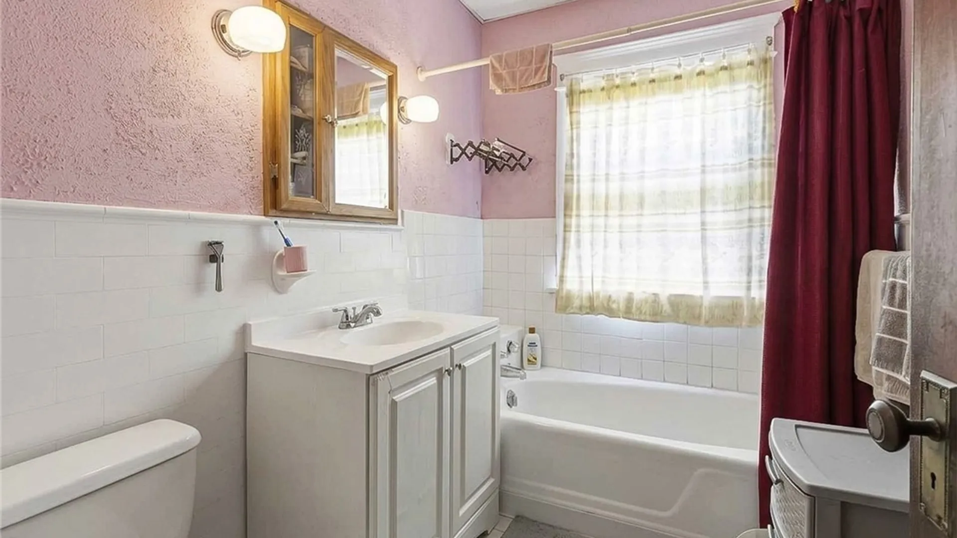 Property at 230 Parker Avenue, Buffalo, NY 14214 14
