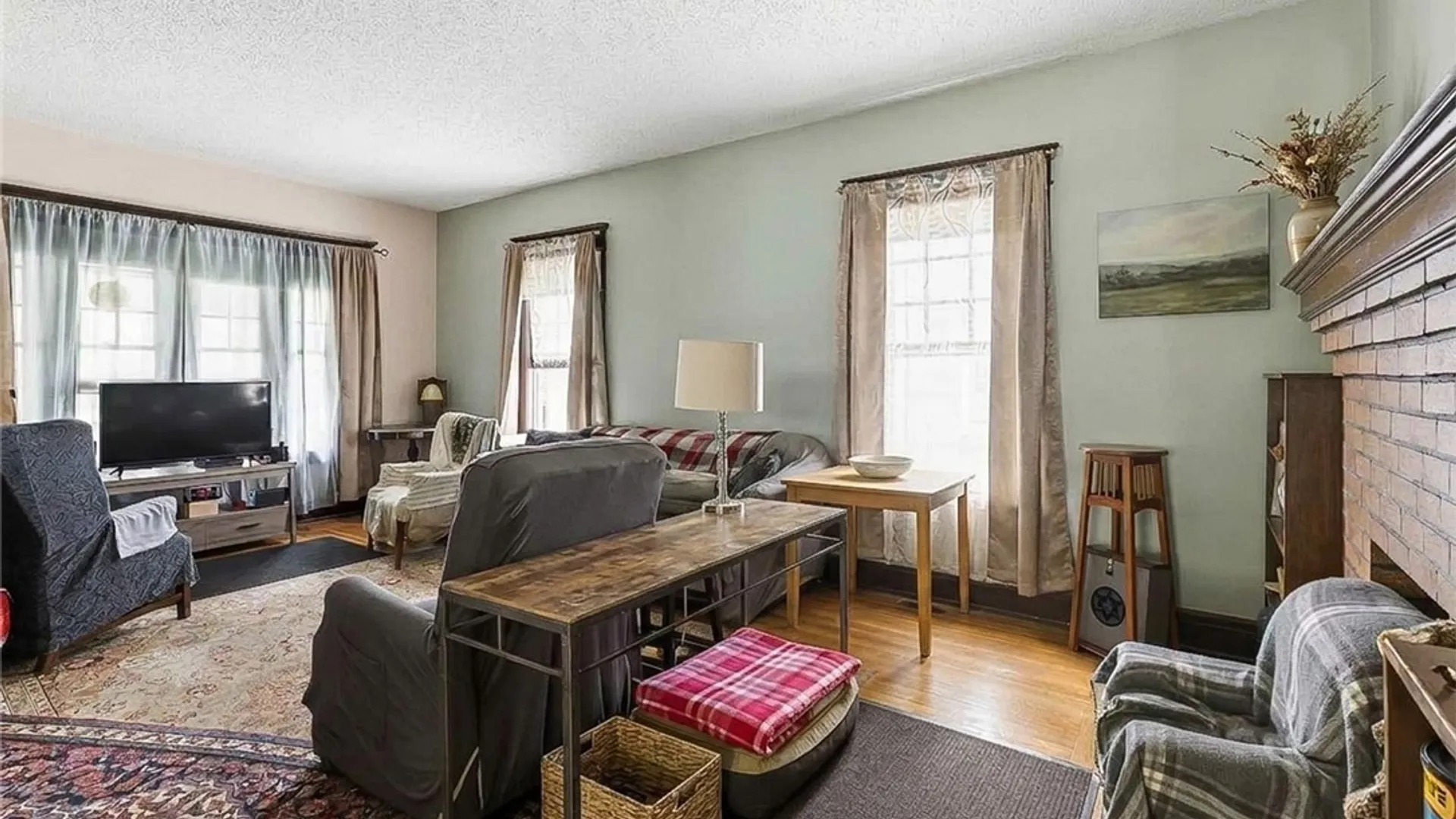 Property at 230 Parker Avenue, Buffalo, NY 14214 5