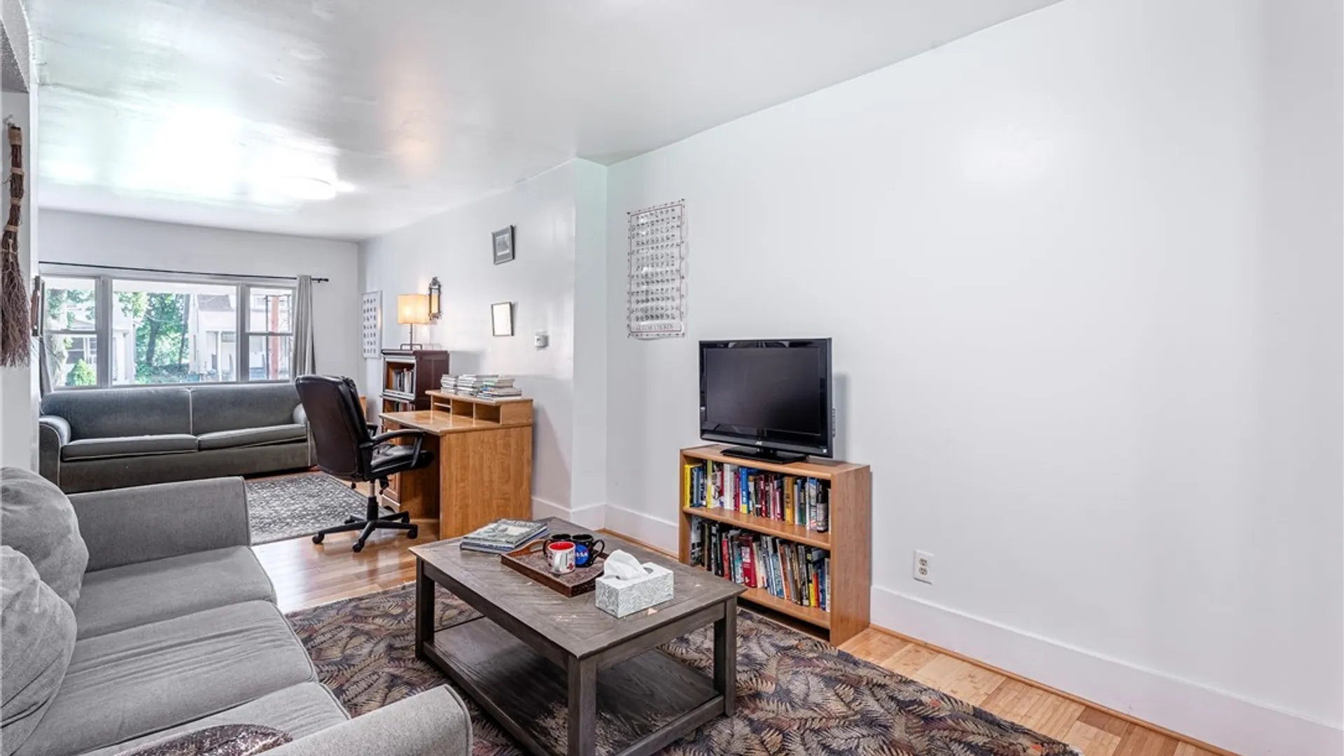Property at 29 Wade Avenue, Buffalo, NY 14214 11