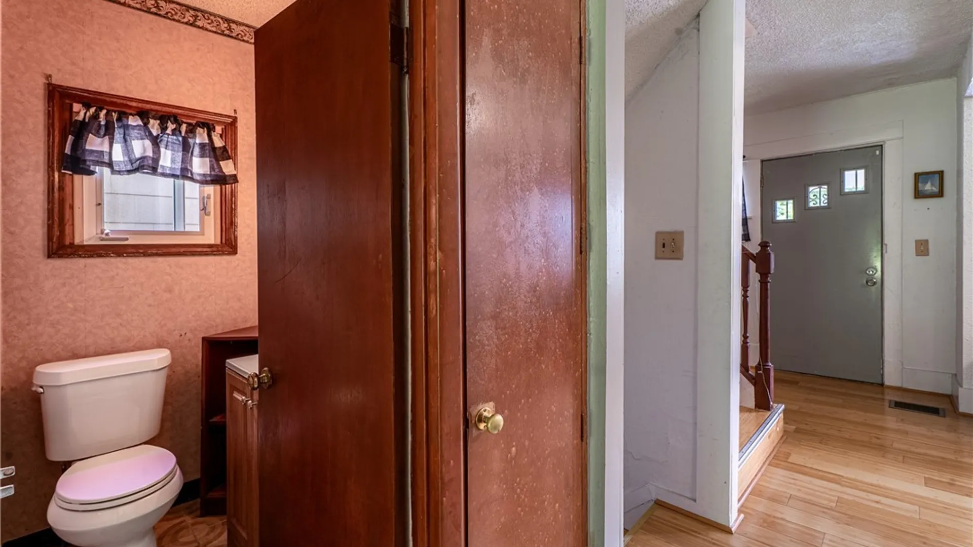 Property at 29 Wade Avenue, Buffalo, NY 14214 17
