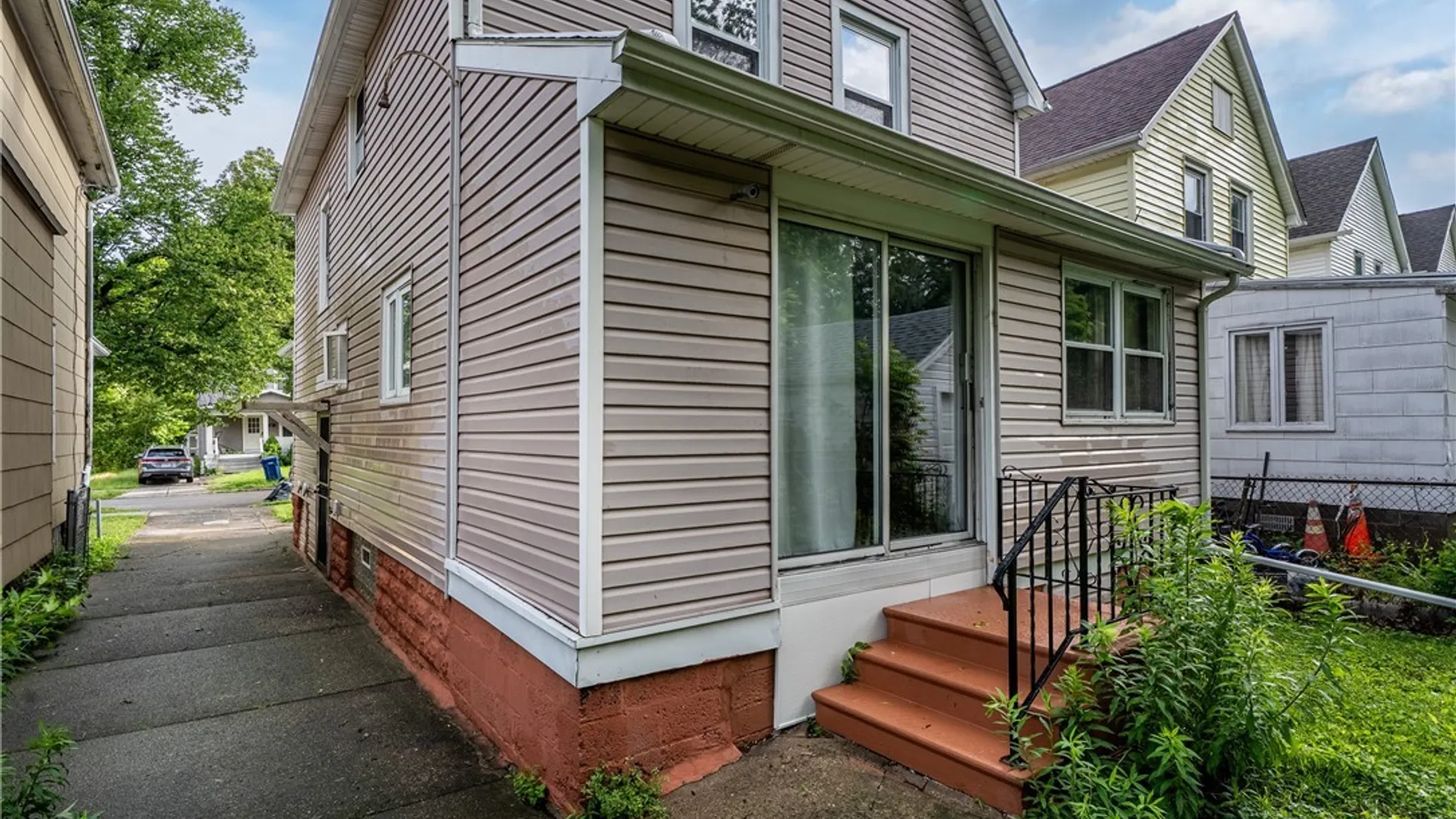 Property at 29 Wade Avenue, Buffalo, NY 14214 33