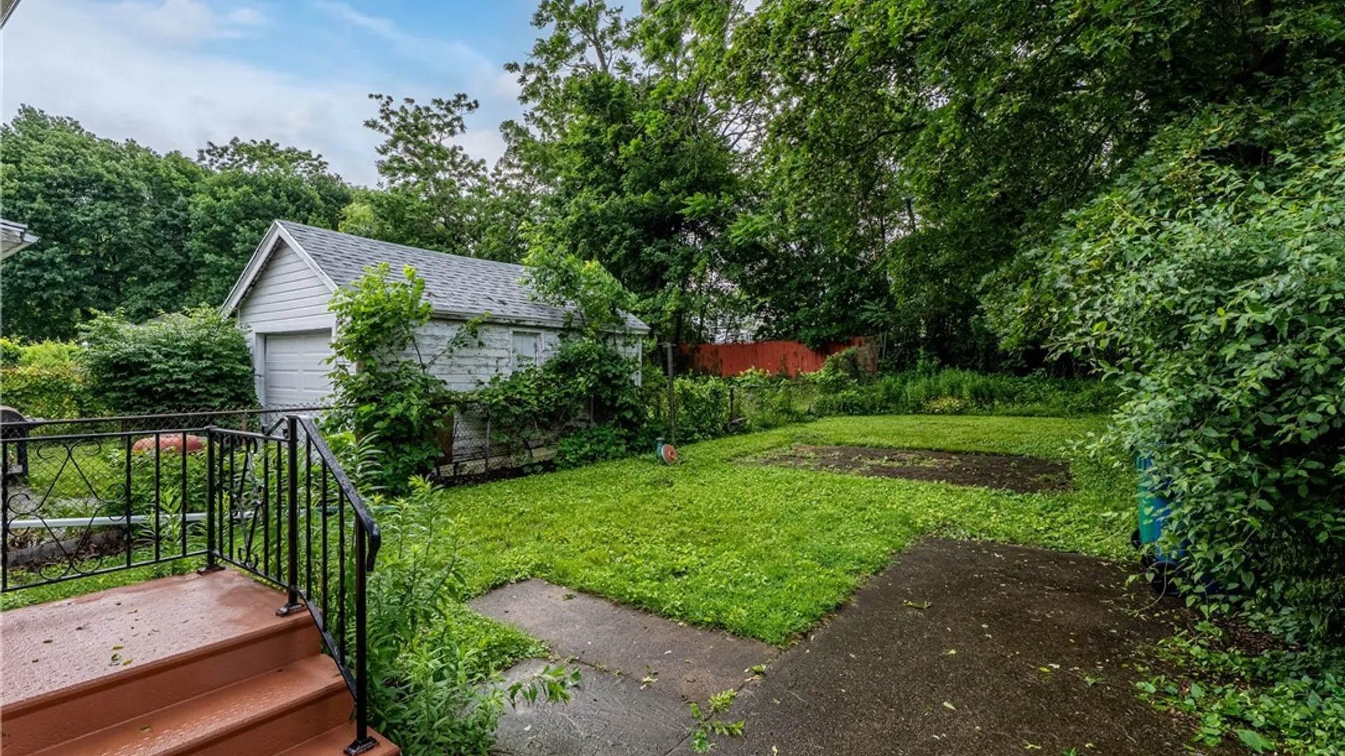 Property at 29 Wade Avenue, Buffalo, NY 14214 34