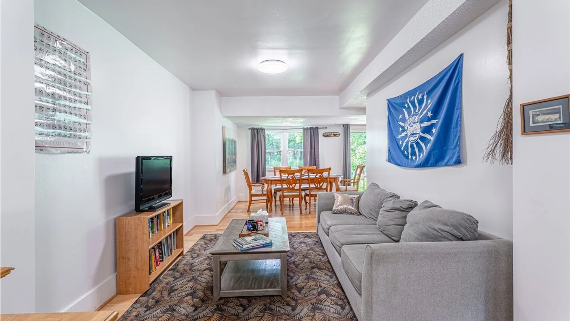 Property at 29 Wade Avenue, Buffalo, NY 14214 9