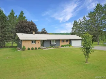 230 Wyoming Street, Warsaw, NY 14569